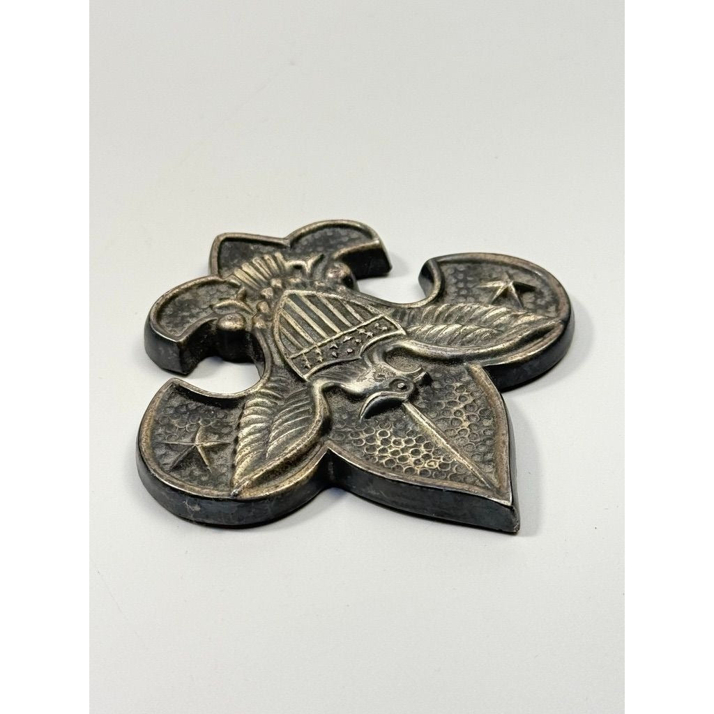 Paperweight Boy Scouts of America Fleur-de-Lis Felt Back Office Desk Decor Collectible Accents Heavy Metal