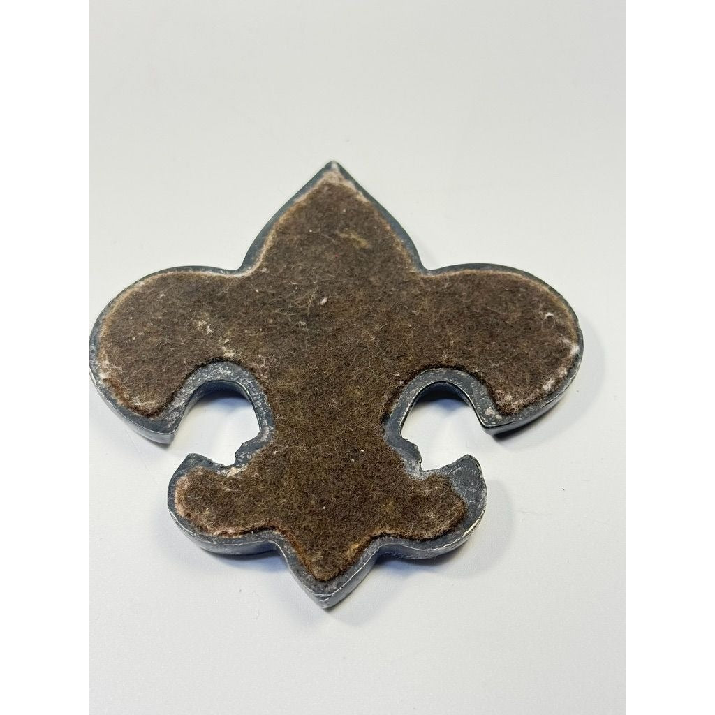 Paperweight Boy Scouts of America Fleur-de-Lis Felt Back Office Desk Decor Collectible Accents Heavy Metal