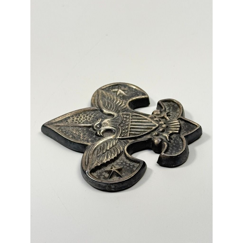 Paperweight Boy Scouts of America Fleur-de-Lis Felt Back Office Desk Decor Collectible Accents Heavy Metal