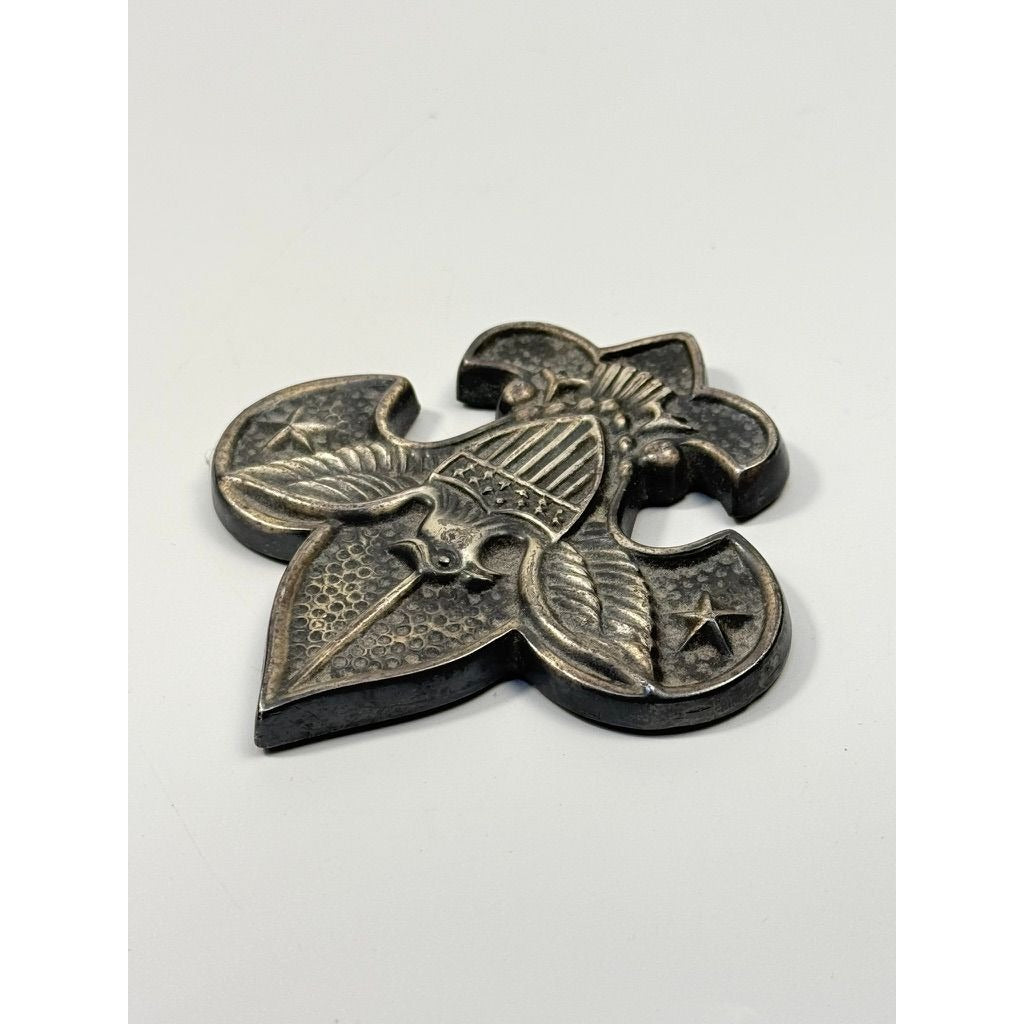 Paperweight Boy Scouts of America Fleur-de-Lis Felt Back Office Desk Decor Collectible Accents Heavy Metal