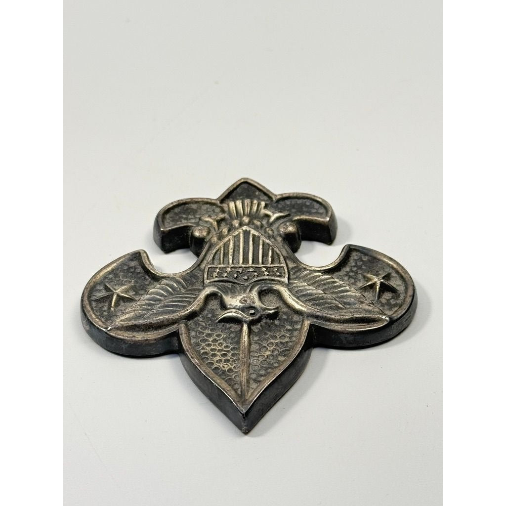 Paperweight Boy Scouts of America Fleur-de-Lis Felt Back Office Desk Decor Collectible Accents Heavy Metal