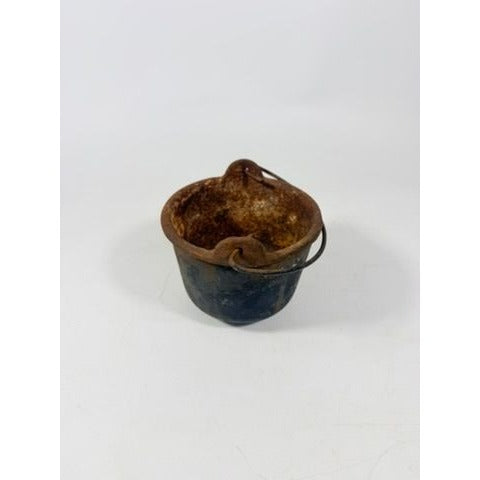 Smelting Pot Vintage Cast Iron Lead Melting  w/ Bail Handle Stamped 5482 Cookware Industial Farmhouse Primitive Rusty