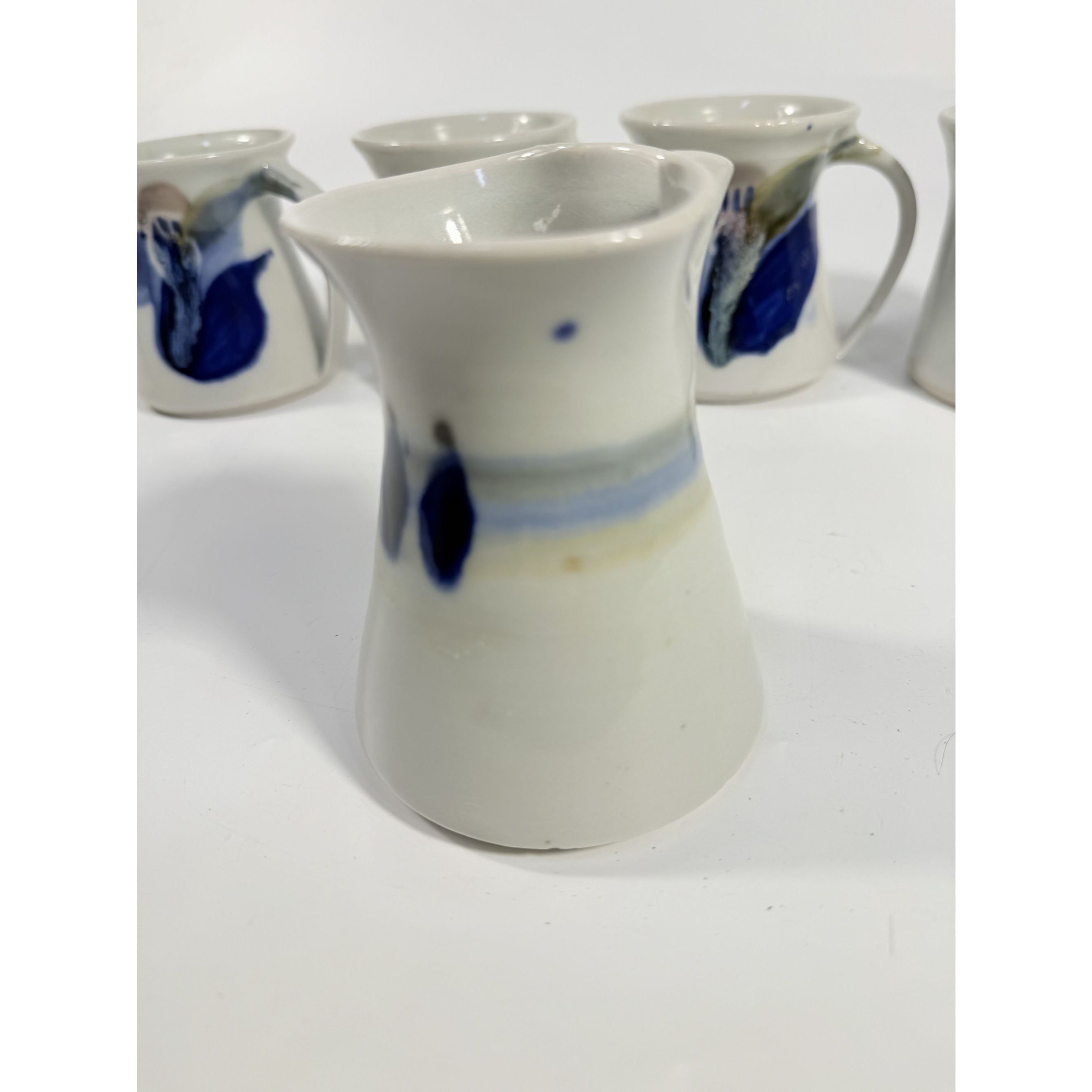Pottery Mugs Set 4 Creamer Ardens Hill North Carolina Ceramics Vintage Hand Thrown Drip Glaze Design Replacement China Cream Blue Earthtone