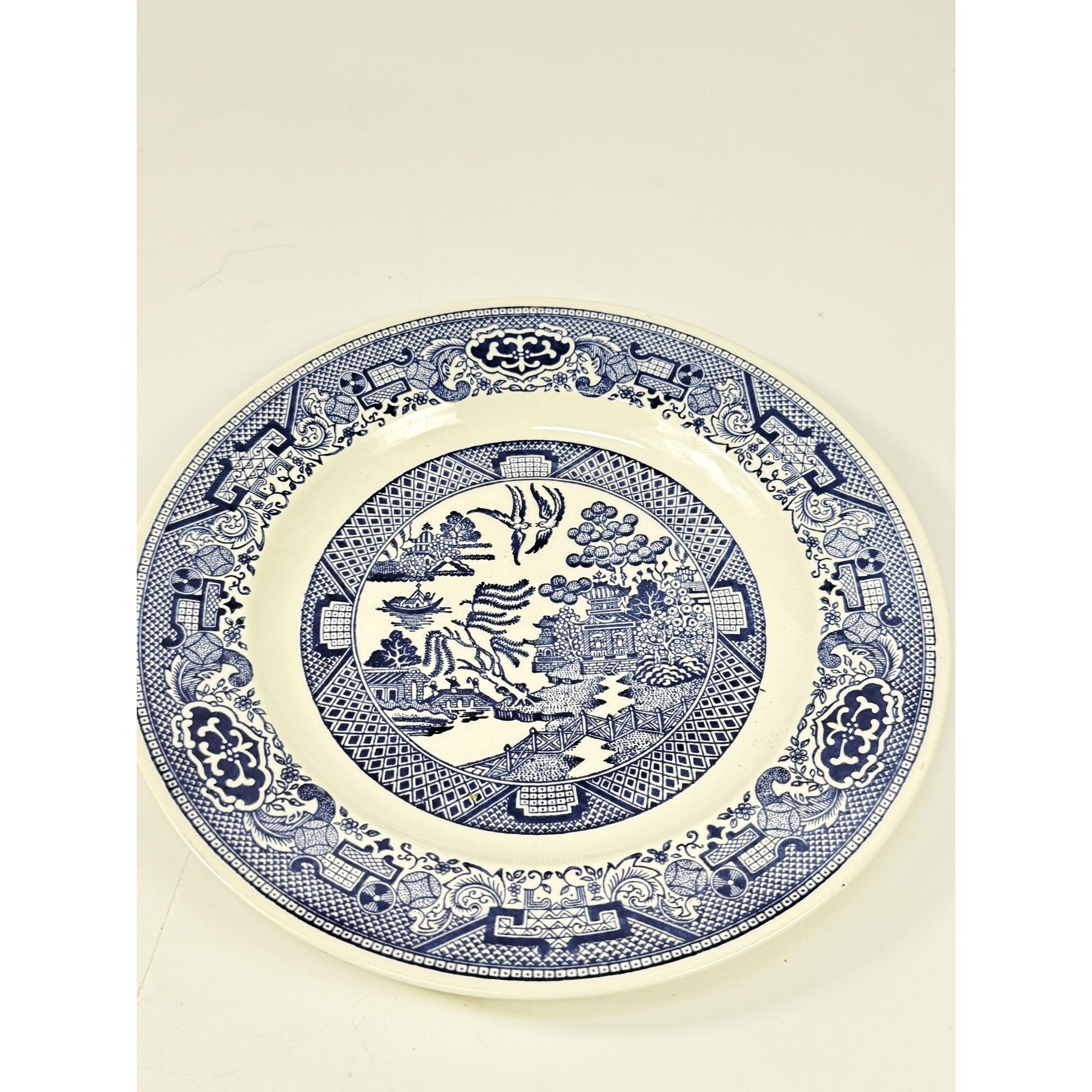 Luncheon Side Plate Vintage Blue Willow Ware Royal USA 9" Chinosiere Replacement China Oriental Traditional Gallery Wall