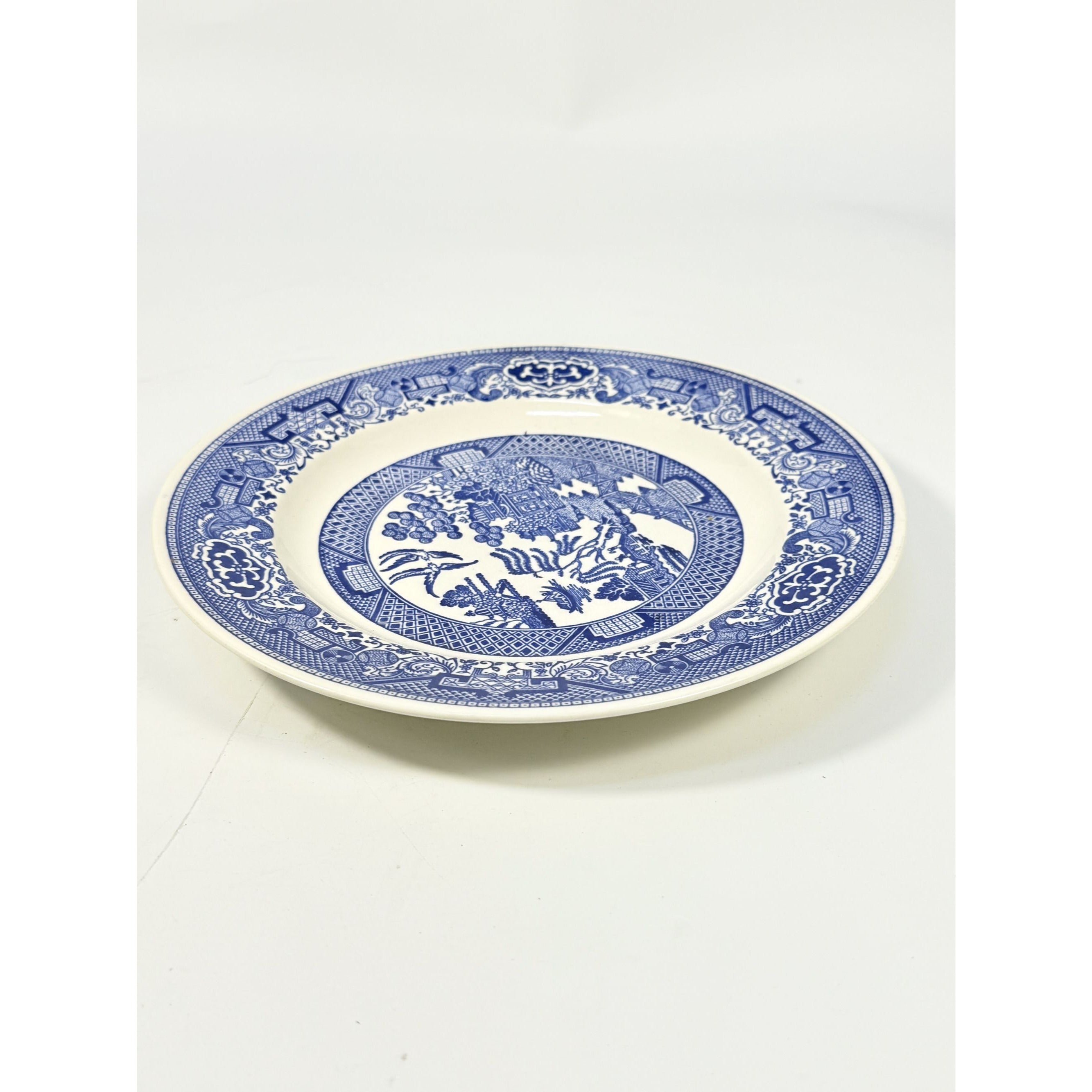 Luncheon Side Plate Vintage Blue Willow Ware Royal USA 9" Chinosiere Replacement China Oriental Traditional Gallery Wall