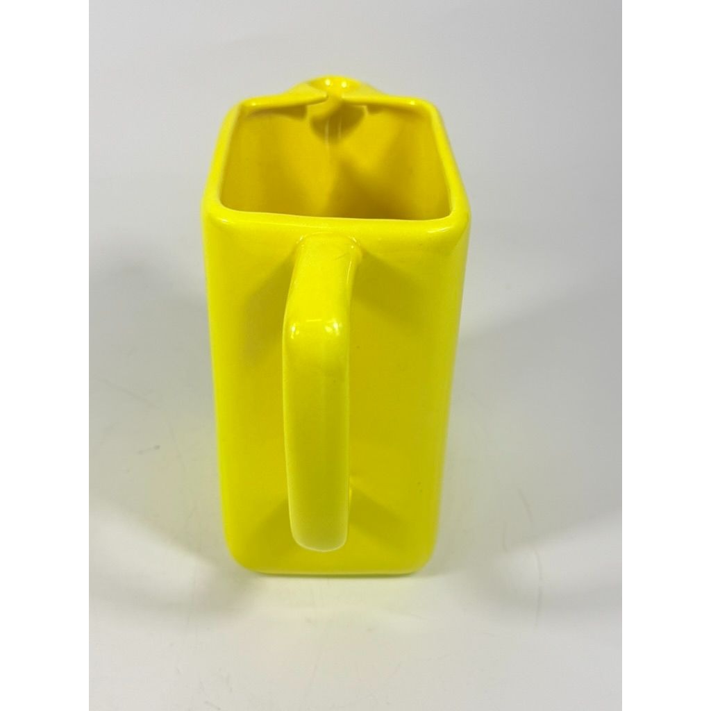 Whiskey Pitcher Cutty Sark Scots Whisky Yellow Ceramic Made in Mexico Pub Single Malt Advertising Liquor Barware Collectible Man Cave