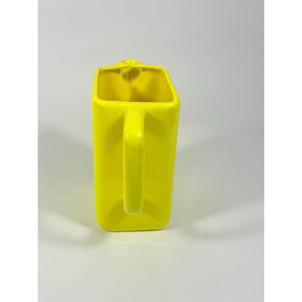 Whiskey Pitcher Cutty Sark Scots Whisky Yellow Ceramic Made in Mexico Pub Single Malt Advertising Liquor Barware Collectible Man Cave