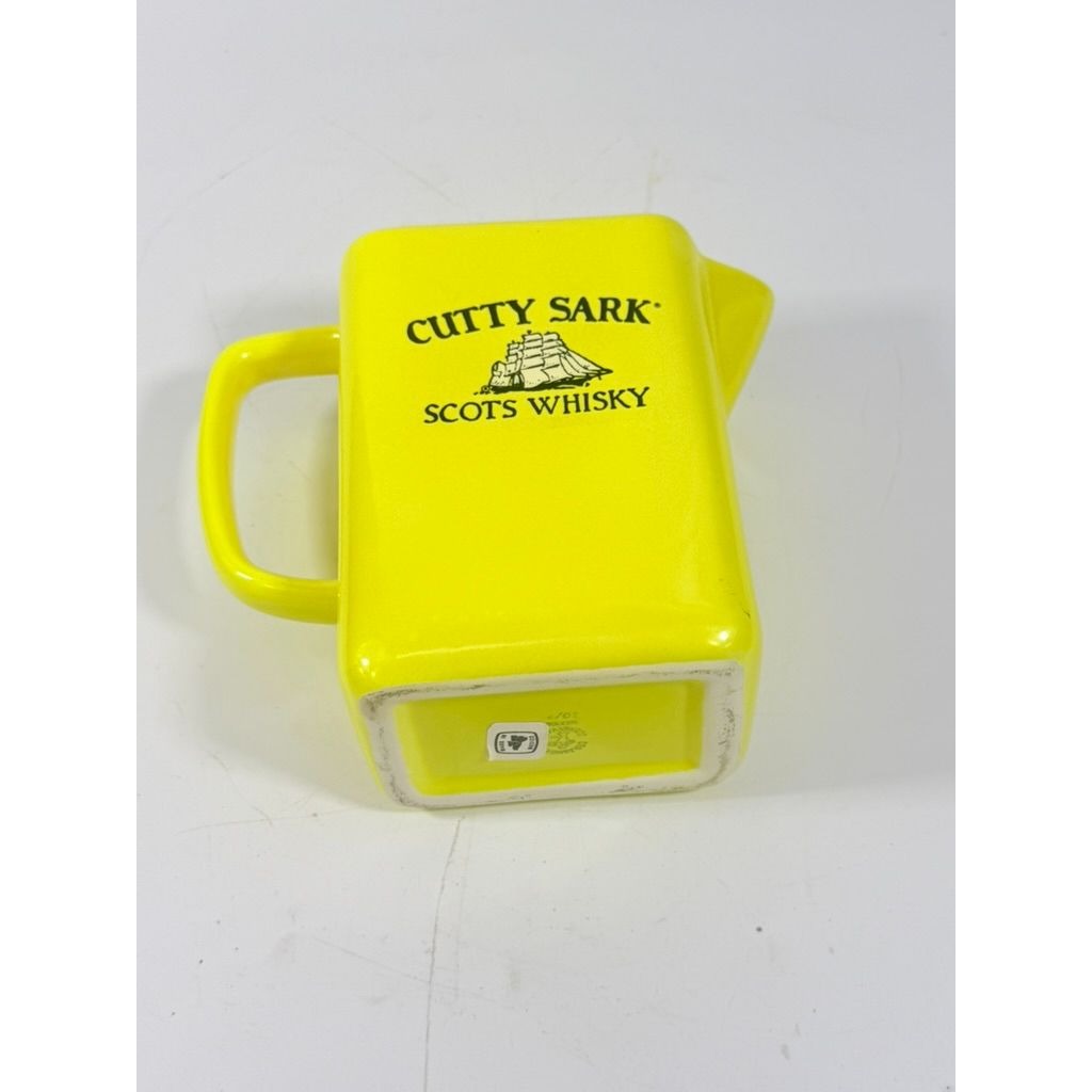 Whiskey Pitcher Cutty Sark Scots Whisky Yellow Ceramic Made in Mexico Pub Single Malt Advertising Liquor Barware Collectible Man Cave