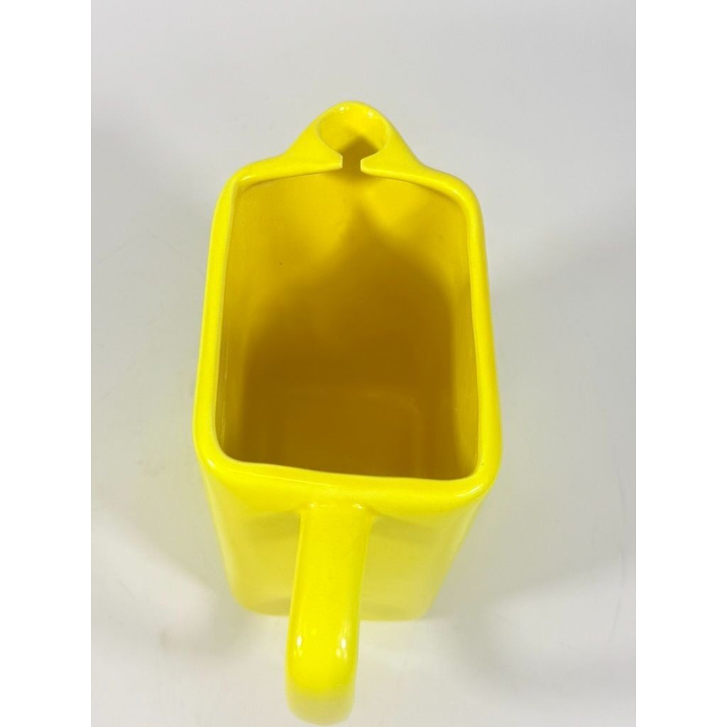 Whiskey Pitcher Cutty Sark Scots Whisky Yellow Ceramic Made in Mexico Pub Single Malt Advertising Liquor Barware Collectible Man Cave