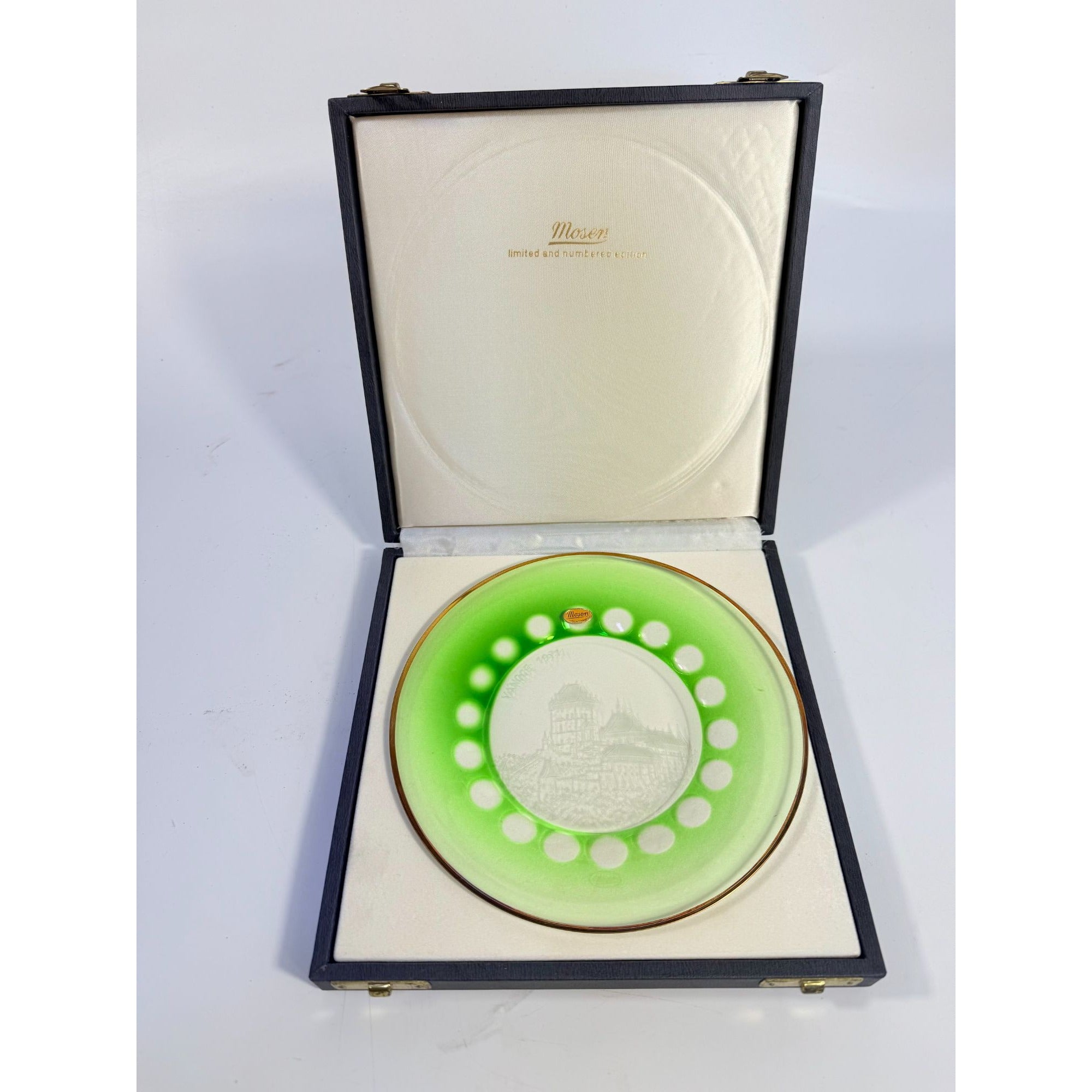 Collector Christmas Plate Green Moser Glass 1971 Vanoce Karlstein Castle Etched Limited Edition Czech Republic Original Box