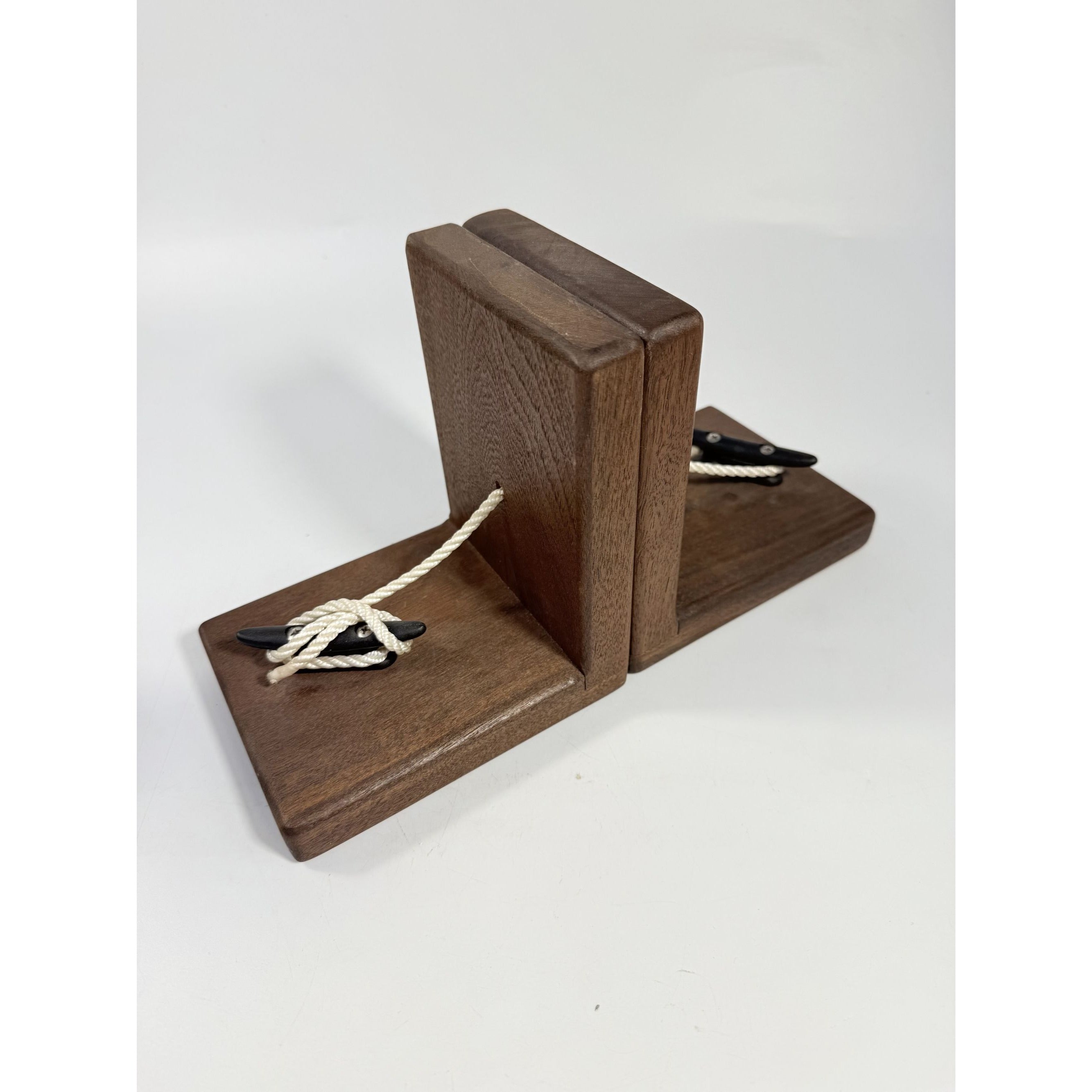 Wooden Bookends | Boat Cleat Rope Maritime Nautical Coastal | Handcrafted Art Duser | Wood Book Shelf  Book Ends | Home Office Decor Gift