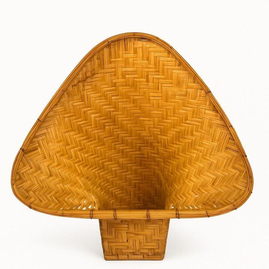Wicker Rattan Basket Planter Pot Fan Back Spade Hand Woven Retro Boho Mid Century Home Porch Bathroom Decor Decorative Accents