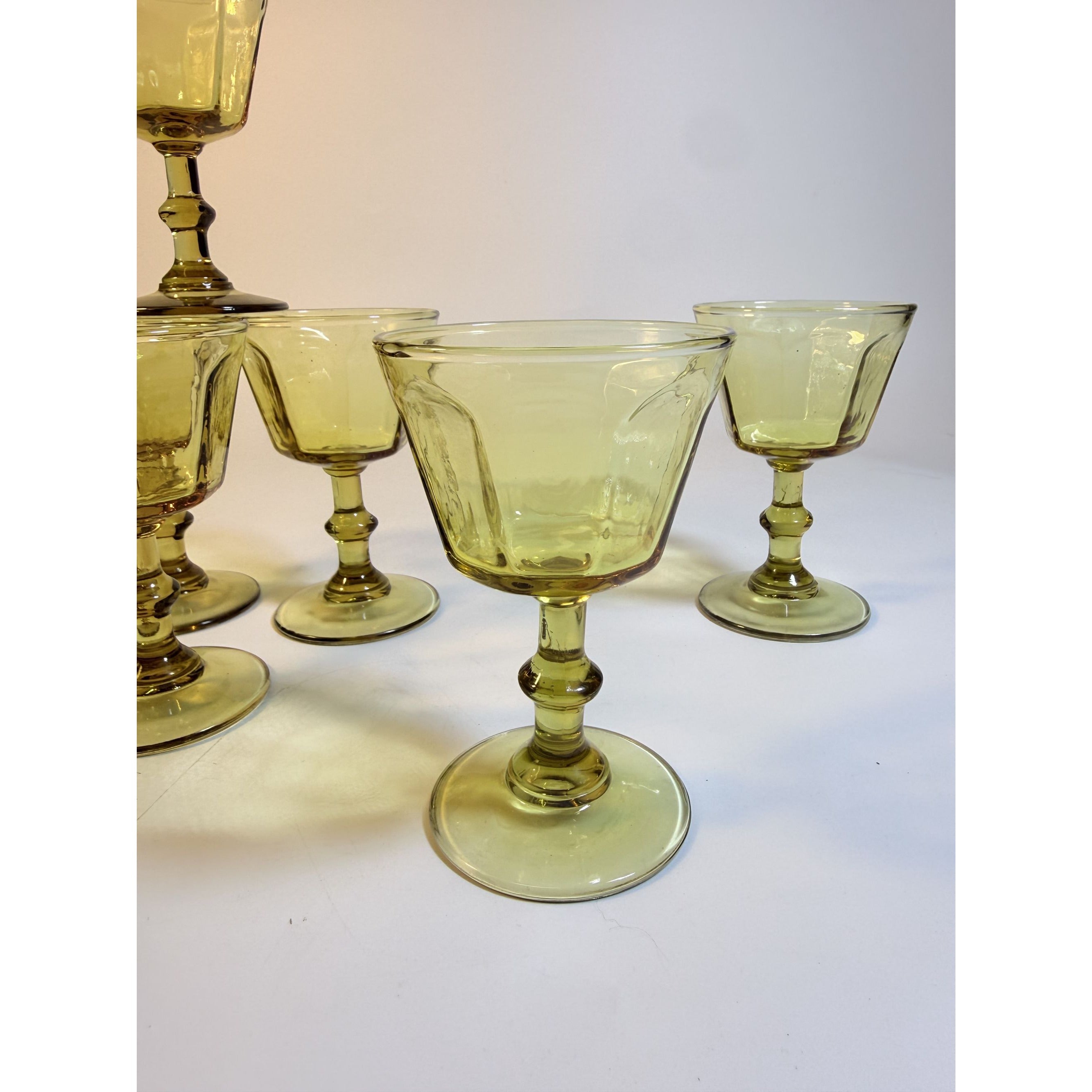 Coupe Wine Cocktail Glasses Anchor Hocking "Courtney" Yellow Amber Set 6 Hand Brlown  Paneled Stemware Glassware Honeycomb Textured Glass