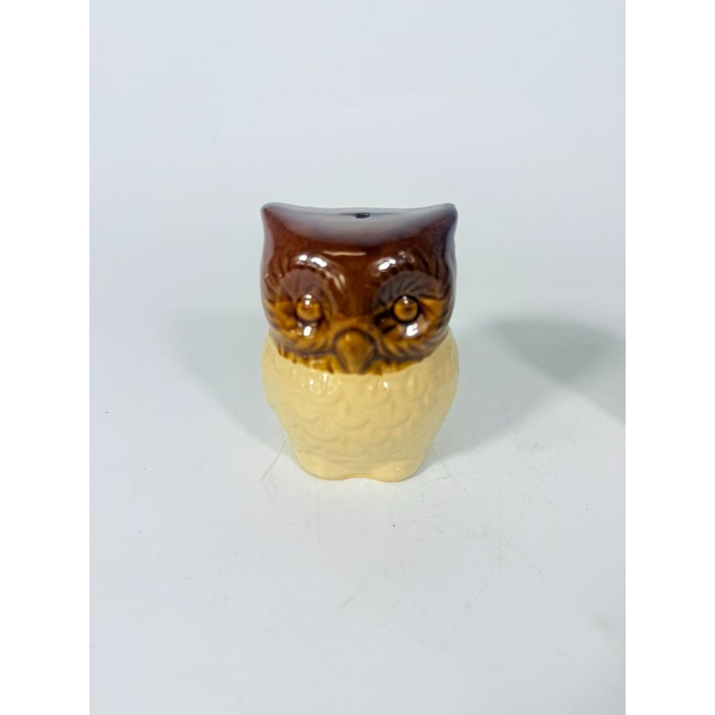 Pottery Owl Salt & Pepper Shakers  Brown Glaze Vintage Kitchenware Retro Collectible