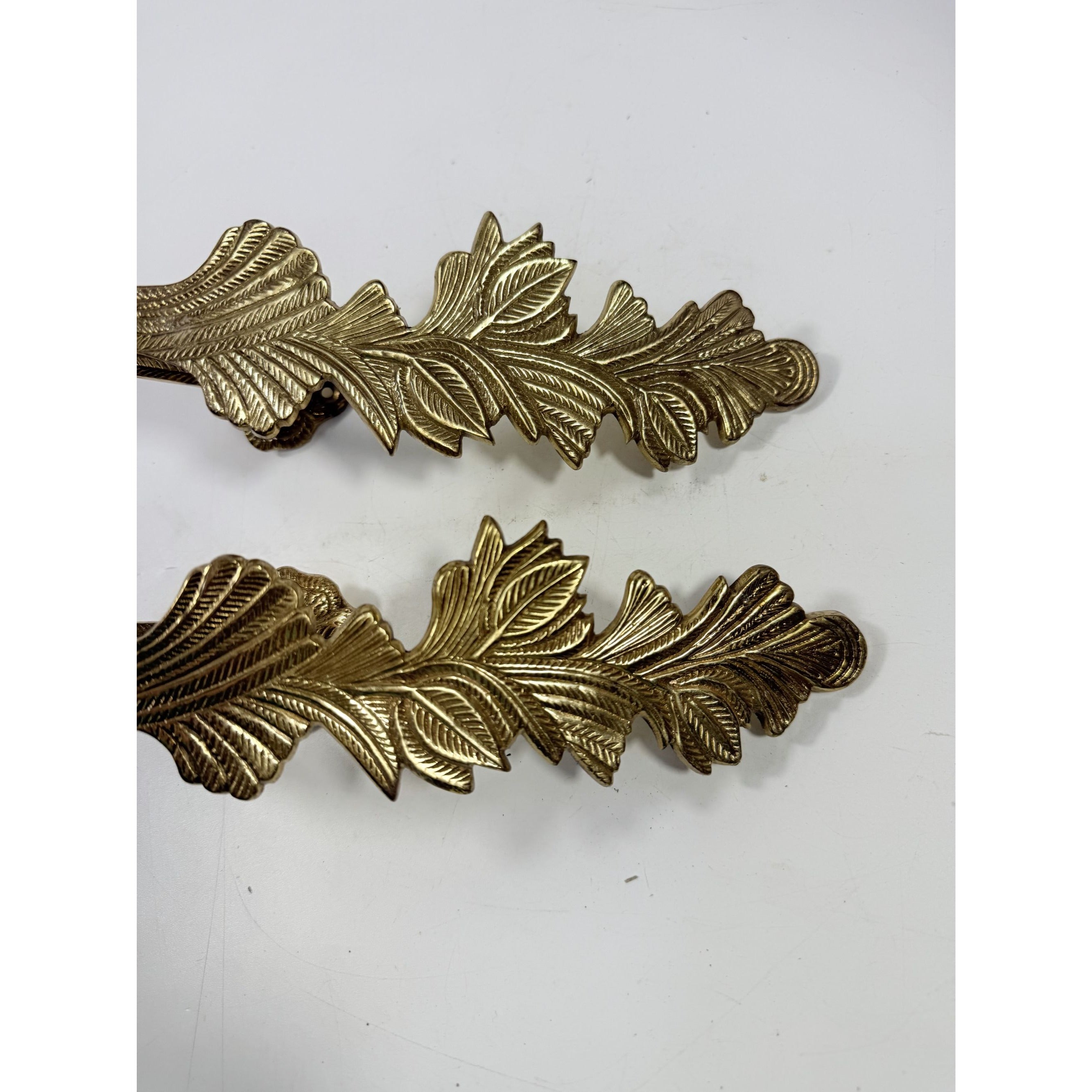 Curtain Tieback Solid Brass Elongated Leaf Pair Set Vintage Solid Brass Ornate Floral Home Decor Decorative Window Accents Grand Millennial