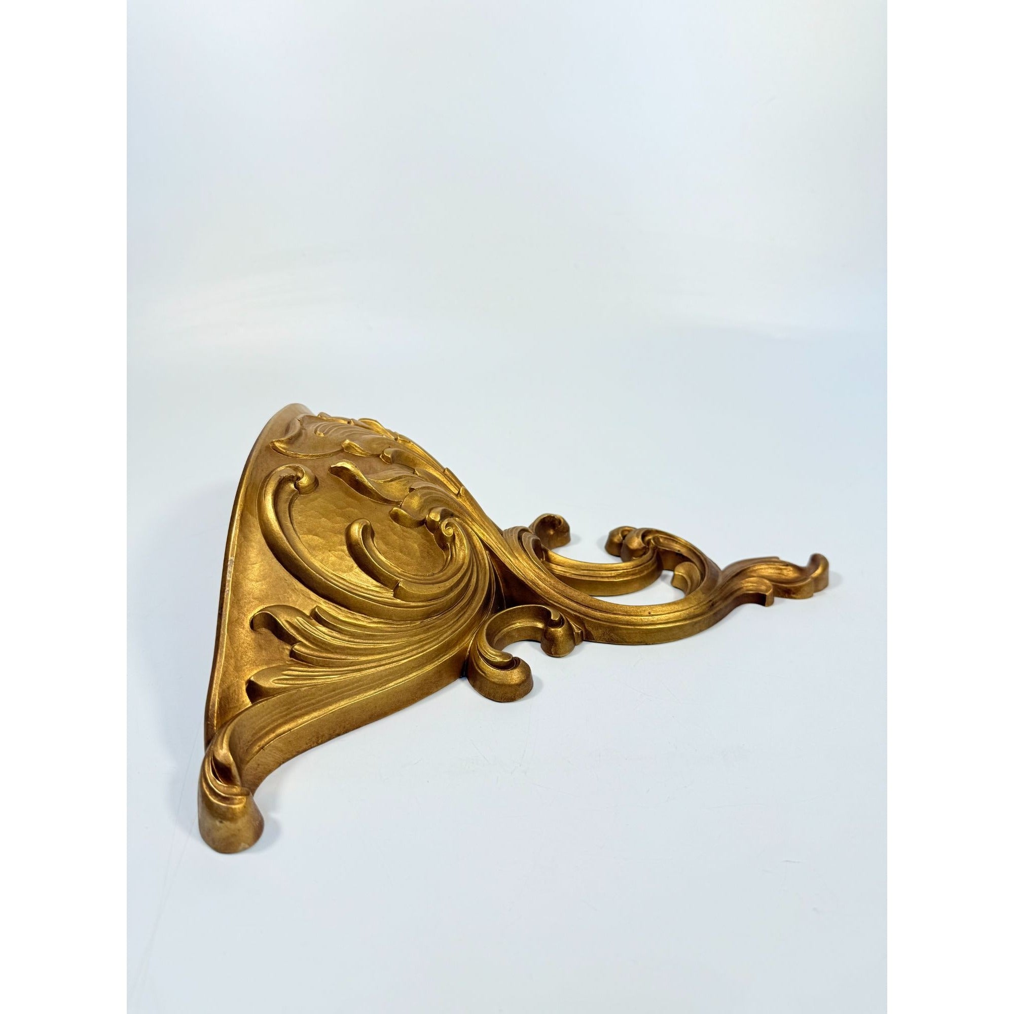 Gold Wall Pocket Planter Syroco Scroll Mid Century Retro Vintage Home Decor Decorative Accents Hollywood Regency Home Interiors