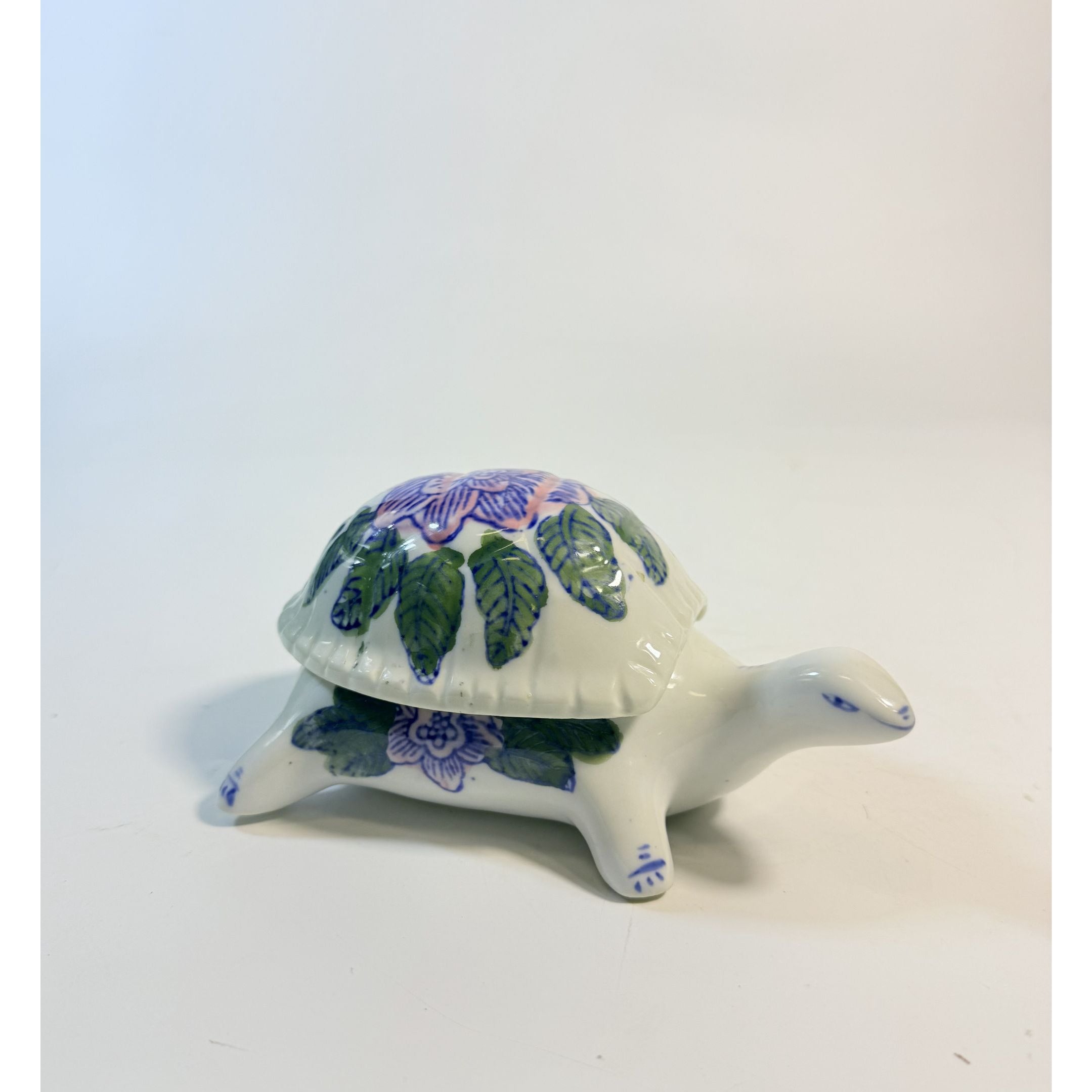 Trinket Box Turtle Vintage Chinoiserie Ceramic Porcelain Floral Shell Lid Blue Pink Green Leaves Traditional Home Decor Decorative Accents