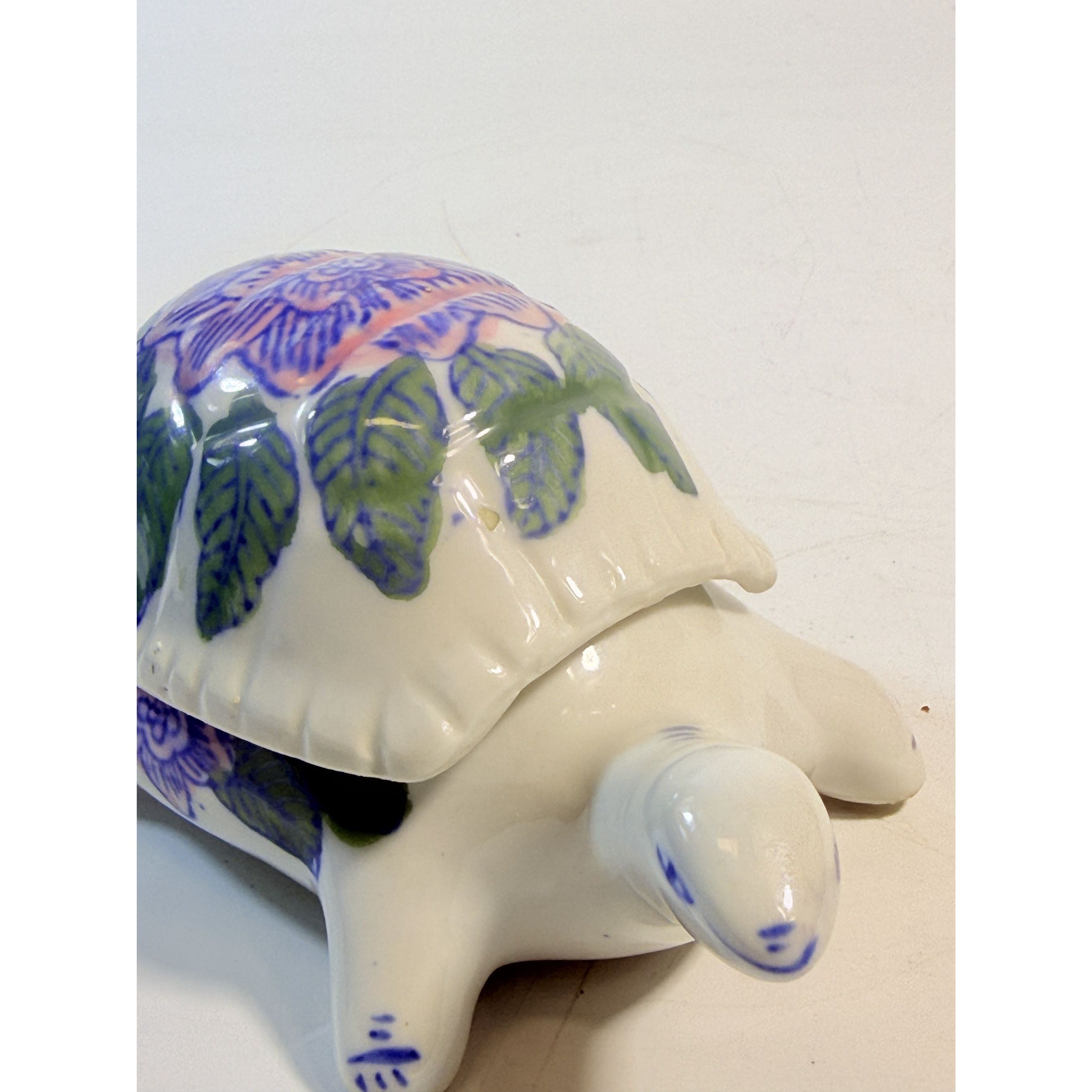 Trinket Box Turtle Vintage Chinoiserie Ceramic Porcelain Floral Shell Lid Blue Pink Green Leaves Traditional Home Decor Decorative Accents