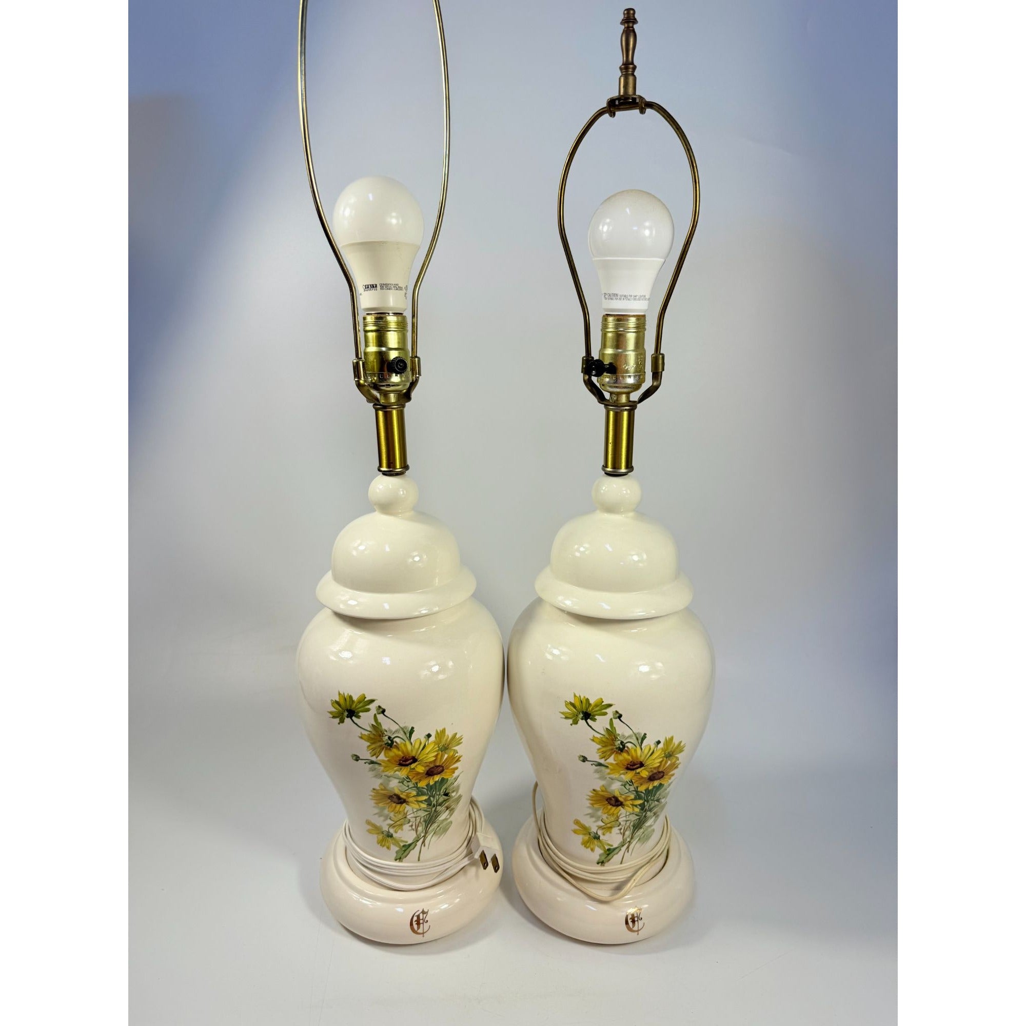 Ginger Jar Lamps Pair Ceramic Black Eyed Susan Ceramic End Table Buffett Mid Century Set 2 Vintage Granny Cottage Core Yelllow Flowers