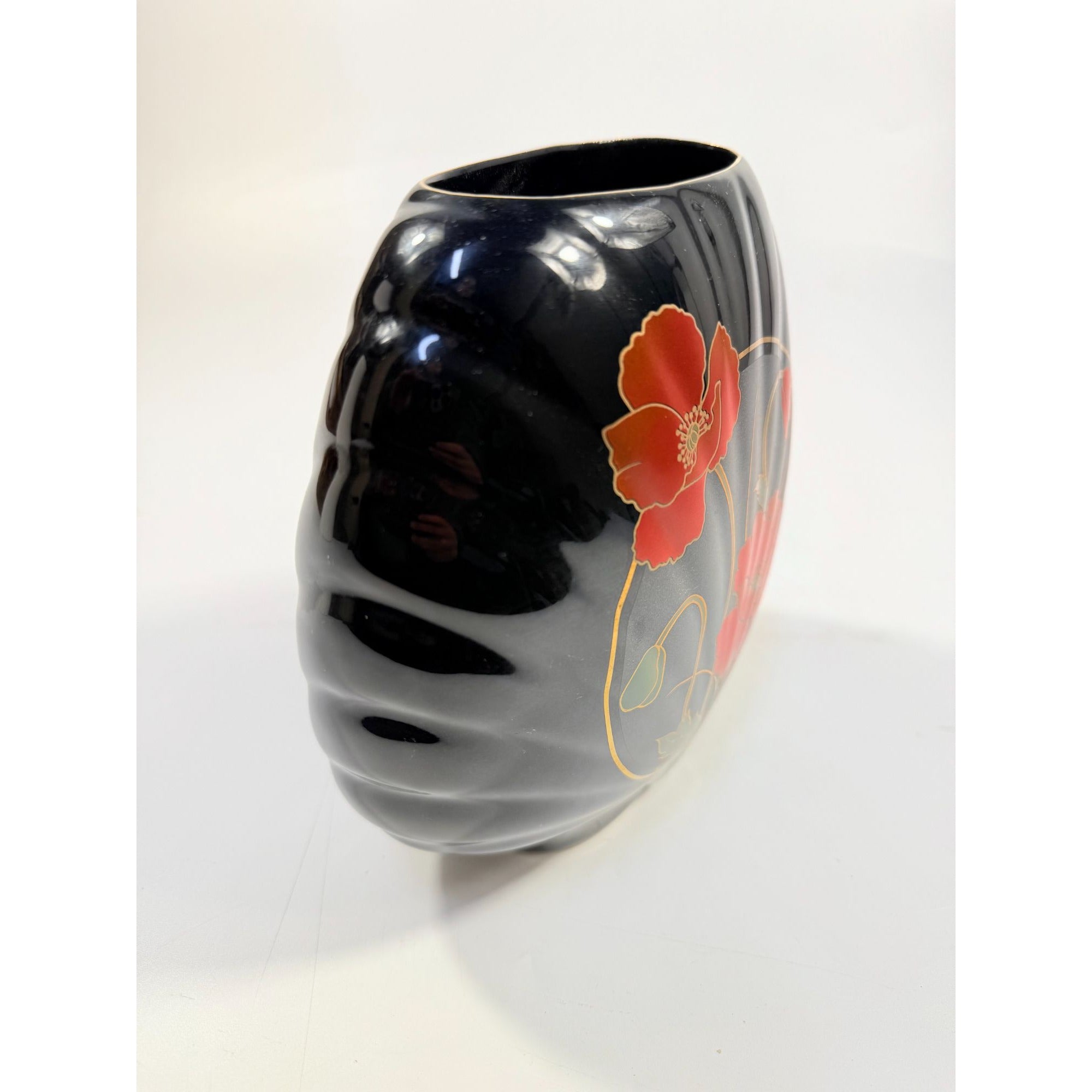 Oriental Vase Black Gloss Porcelain Red Poppies Flowers Poppy Fine China Japan 80s Retro Gold Embossed Home Decor Decorative Accents