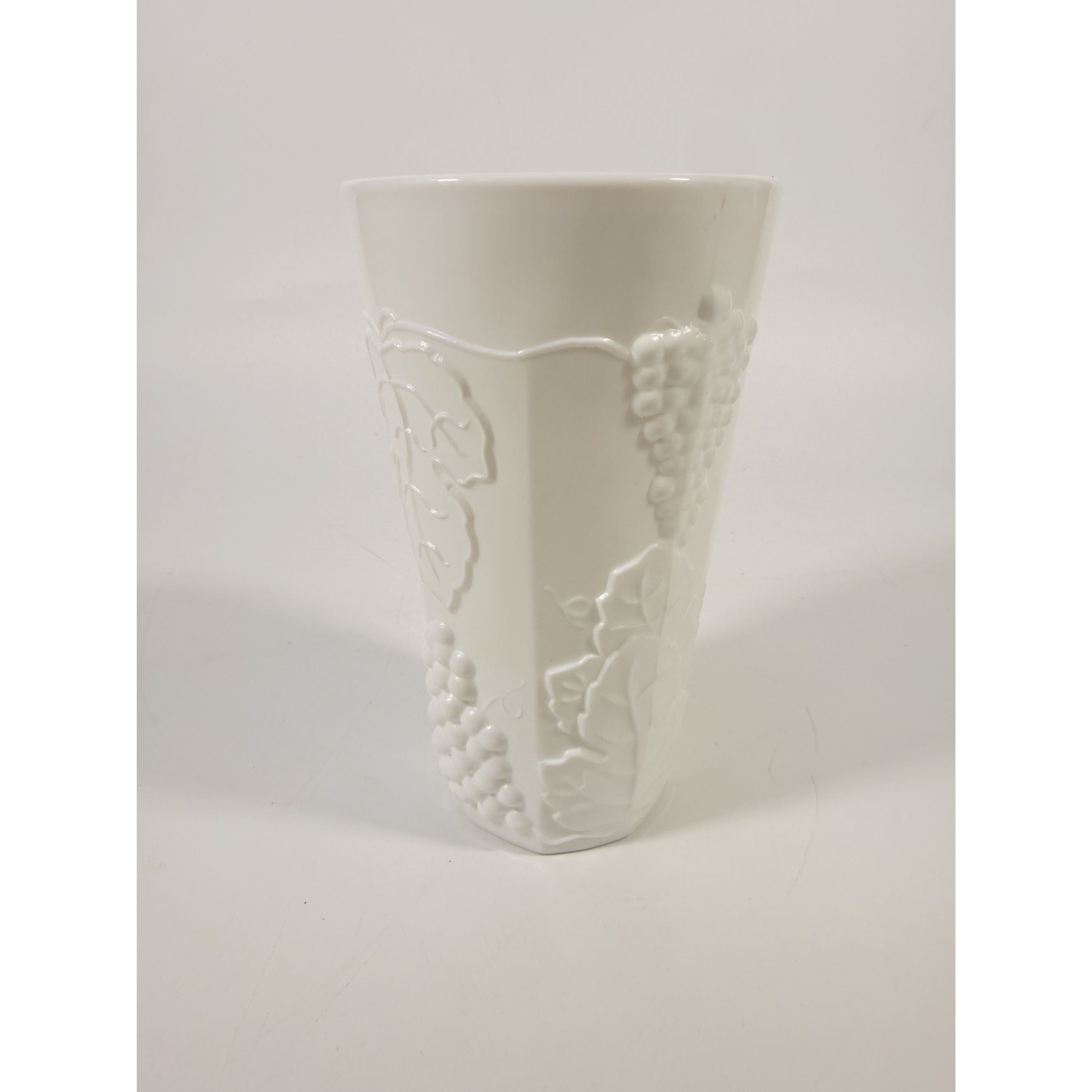 Tumblers Drinking Water Ice Tea Glasses Milk Glass Indiana Grape Vintage 16 oz Classic Serving Replacement Glassware White Cottage Granny