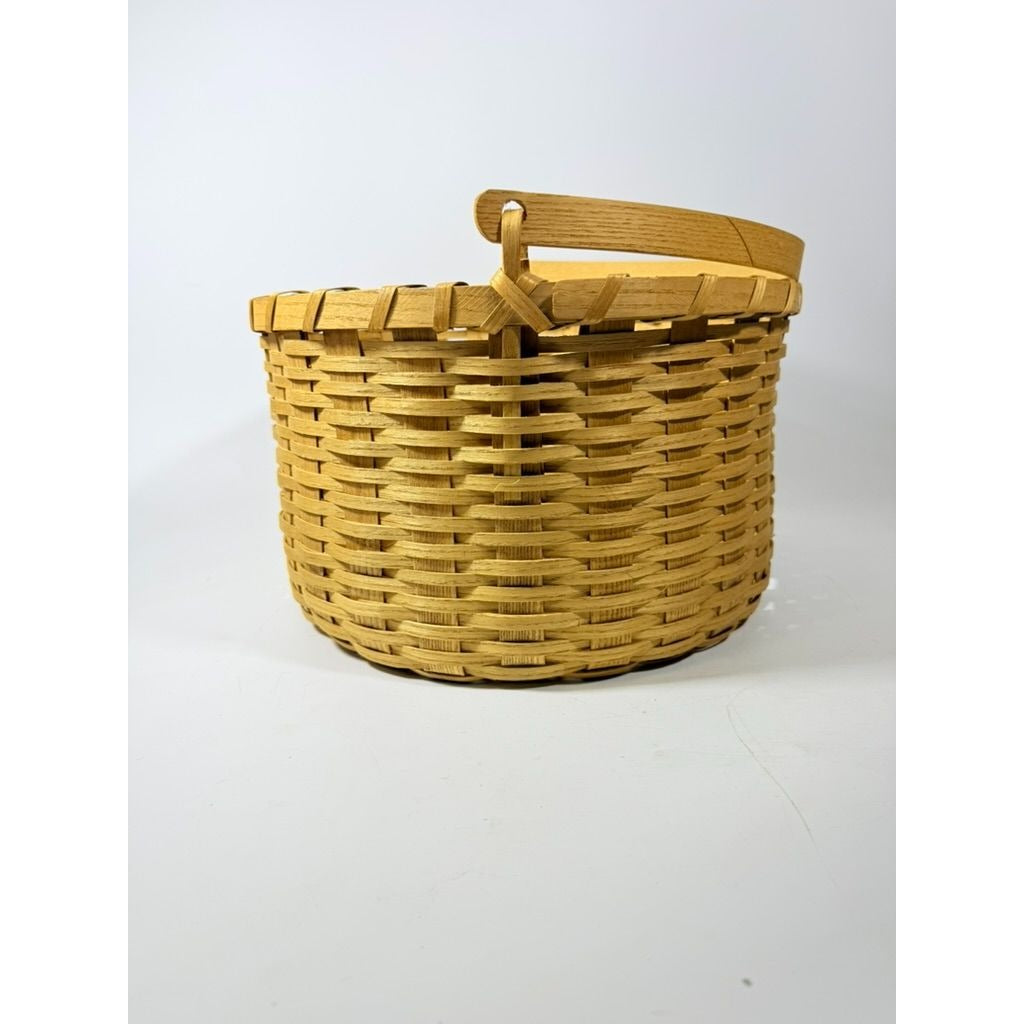 Amish Handwowen Swinging Handled Basket Vintage Light Wood Handmade Decorative Home Decor Accents Farmhouse Cottage Granny Core Country