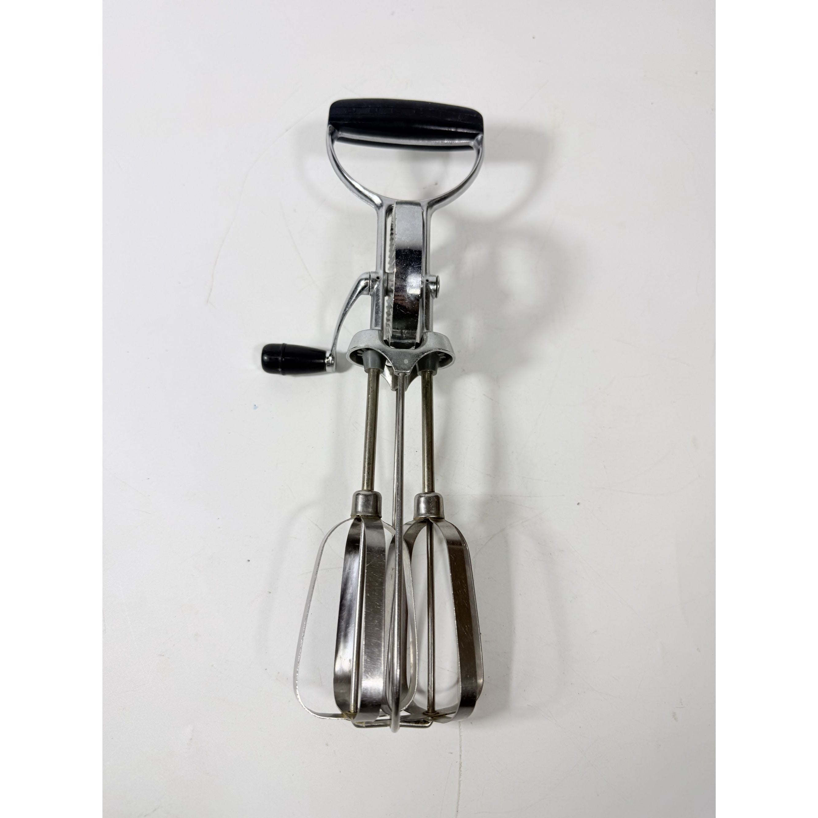 Egg Beater Manual Mixer Flint Ecko Best Staineless Steel Blades USA Hand Crank Kitchenware Cooking Tools Utencils Mid Century Cookware