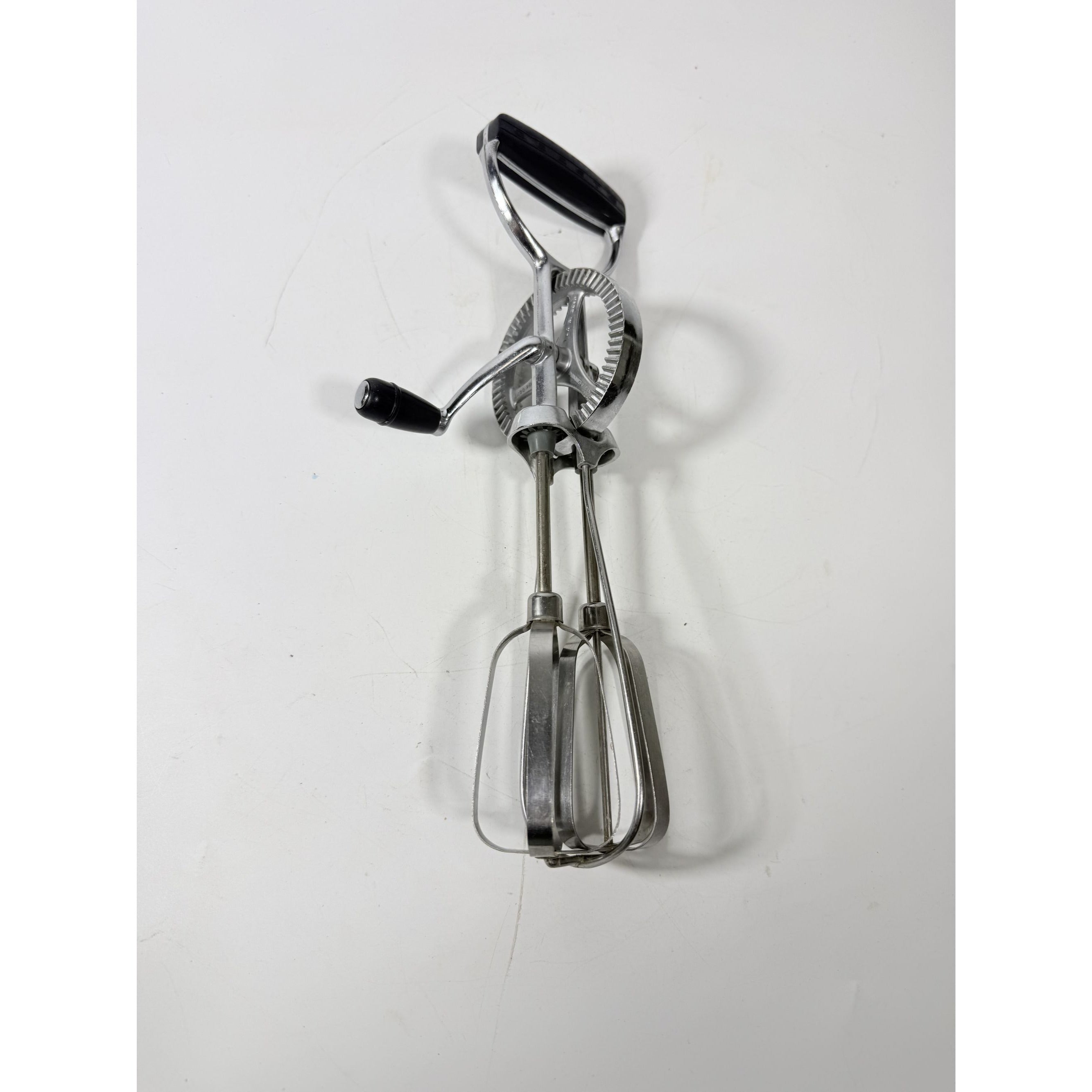 Egg Beater Manual Mixer Flint Ecko Best Staineless Steel Blades USA Hand Crank Kitchenware Cooking Tools Utencils Mid Century Cookware