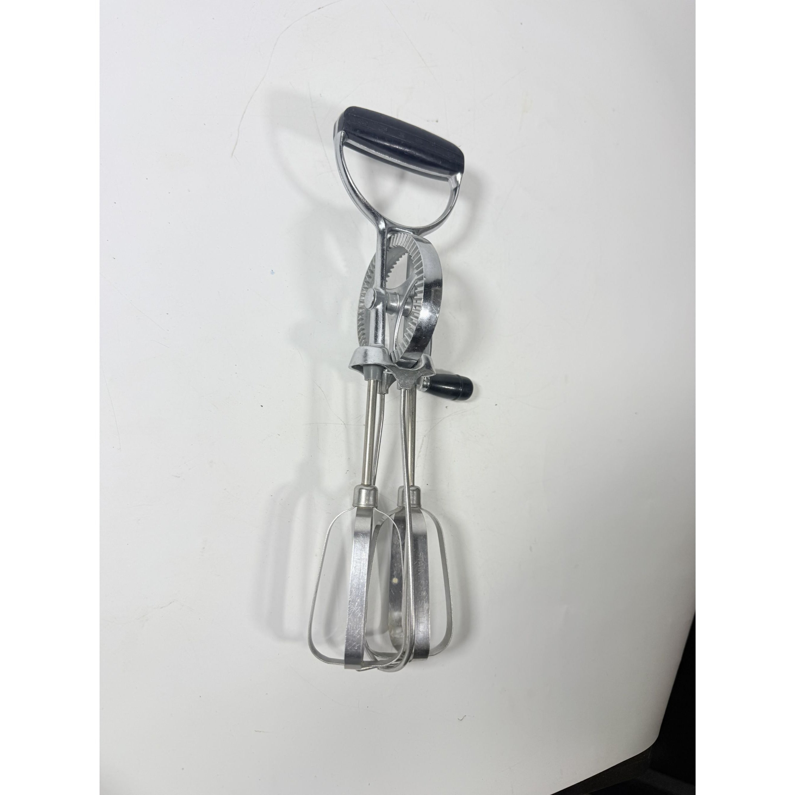 Egg Beater Manual Mixer Flint Ecko Best Staineless Steel Blades USA Hand Crank Kitchenware Cooking Tools Utencils Mid Century Cookware