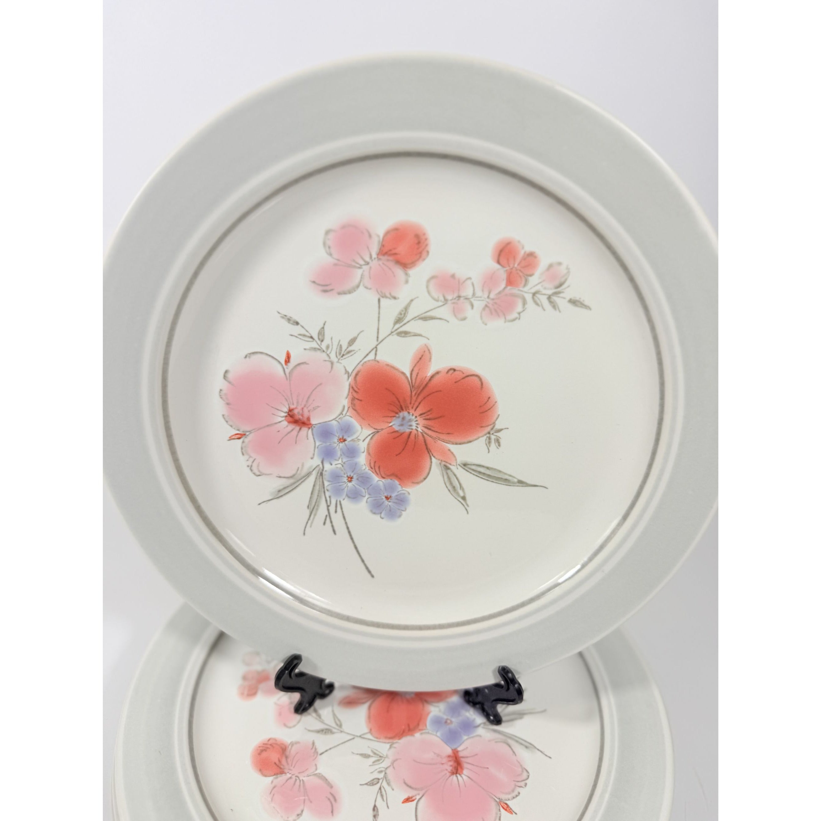 Stoneware Dinner Plates Set 4 Galleria Collections JMP 3 JMP Marketing 1985 Made in Japan Cottage Core Granny Core 70s retro Vintage