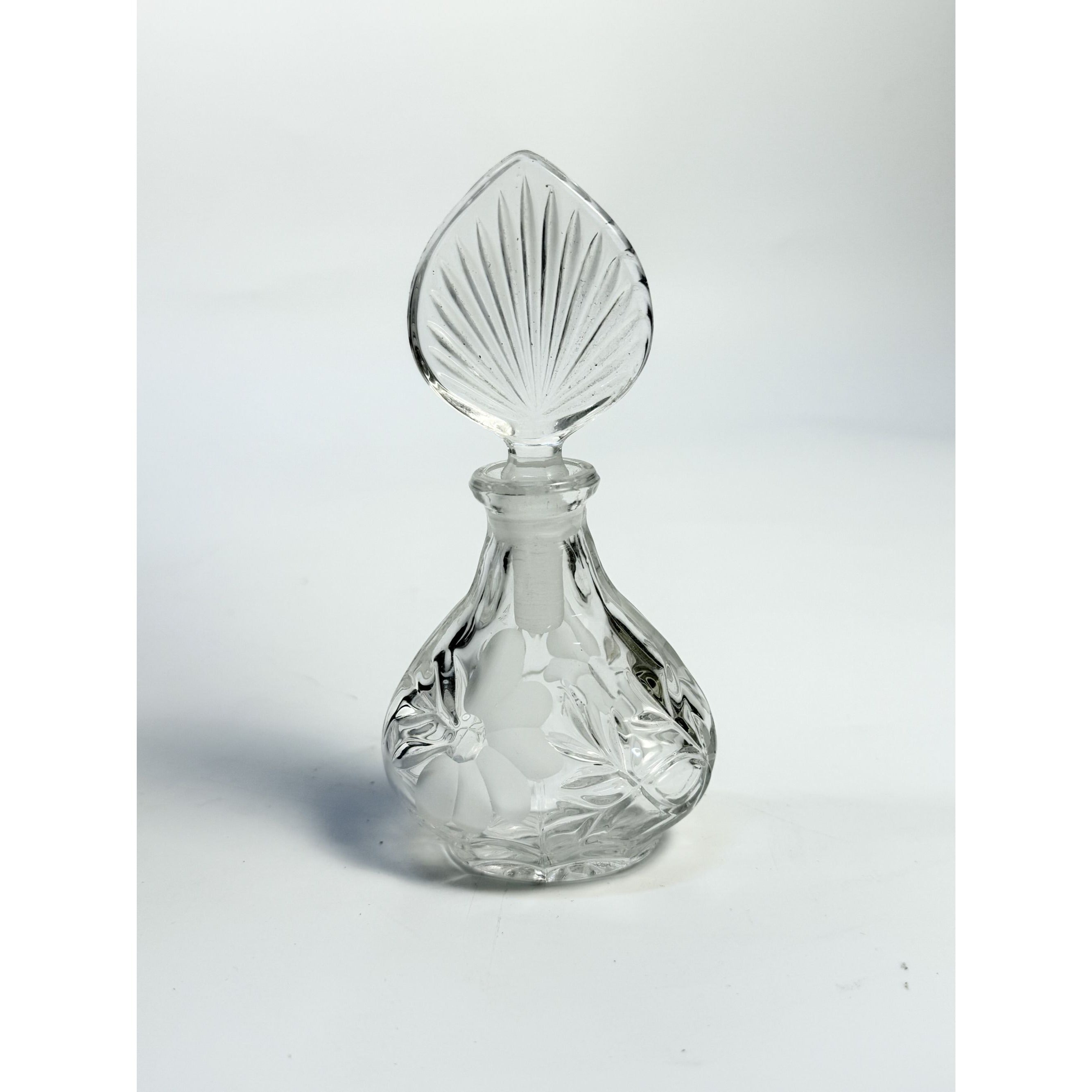 Etched Perfume Bottle and Stopper Lead Crystal Princess House Vintage Heritage Romance Collection Boudier Vanity Collectible Glassware