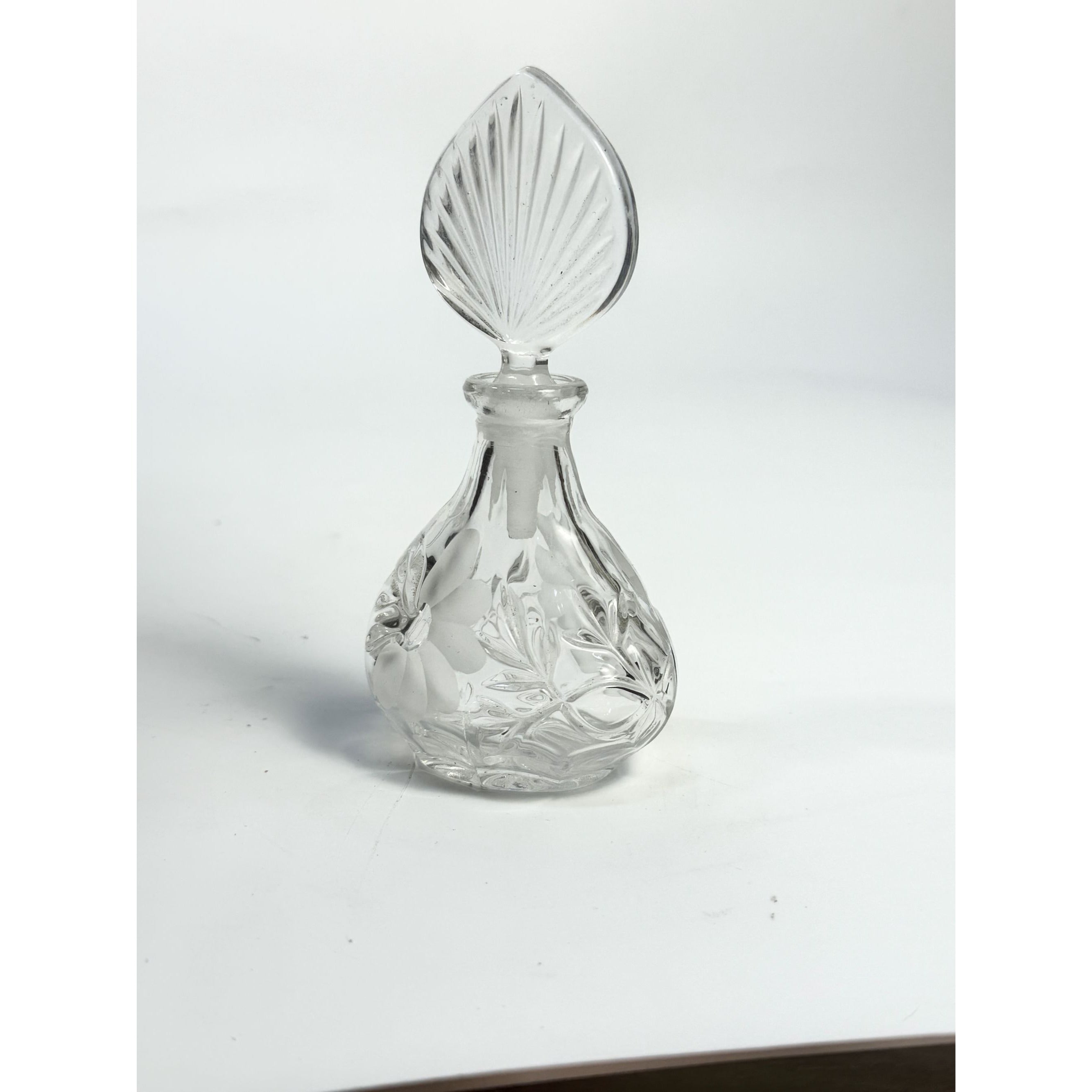 Etched Perfume Bottle and Stopper Lead Crystal Princess House Vintage Heritage Romance Collection Boudier Vanity Collectible Glassware