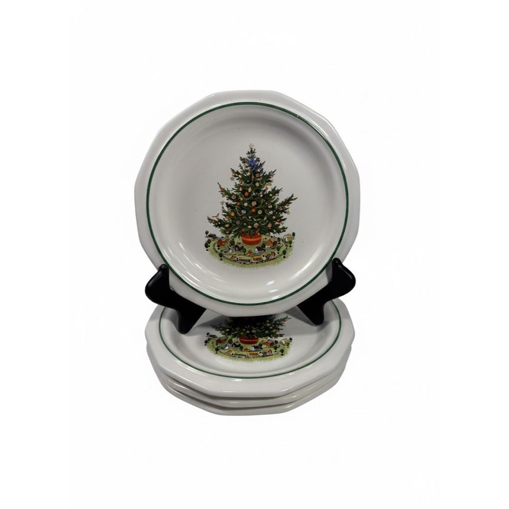 Pfaltzgraff Christmas Heritage 10” Dinner Plates Tree Holiday Vintage  Set 4 Replacement China Ironstone Seasonal Table Setting Traditional