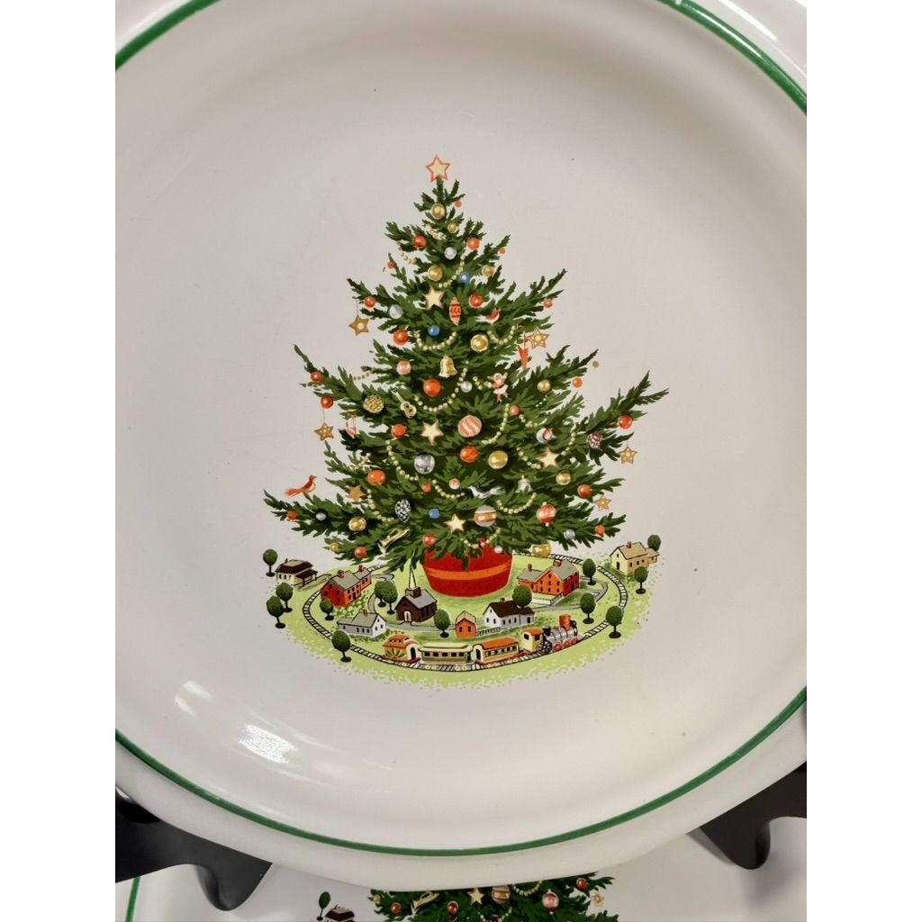 Pfaltzgraff Christmas Heritage 10” Dinner Plates Tree Holiday Vintage  Set 4 Replacement China Ironstone Seasonal Table Setting Traditional