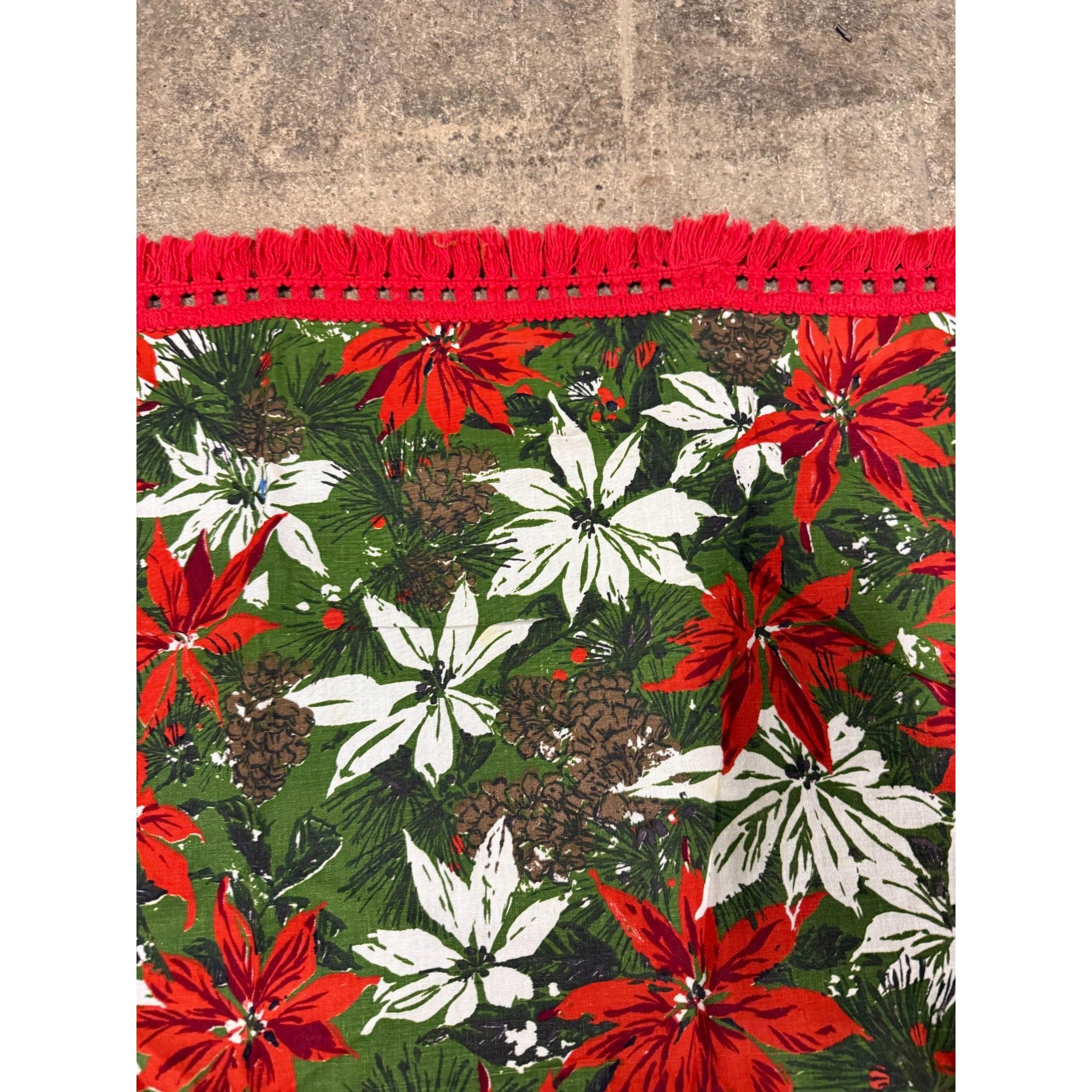 Christmas Poinsettia Fabric Table Cloth Linen Serving Kitchen Dining 70s Groovy Home Decor Fringe Trim