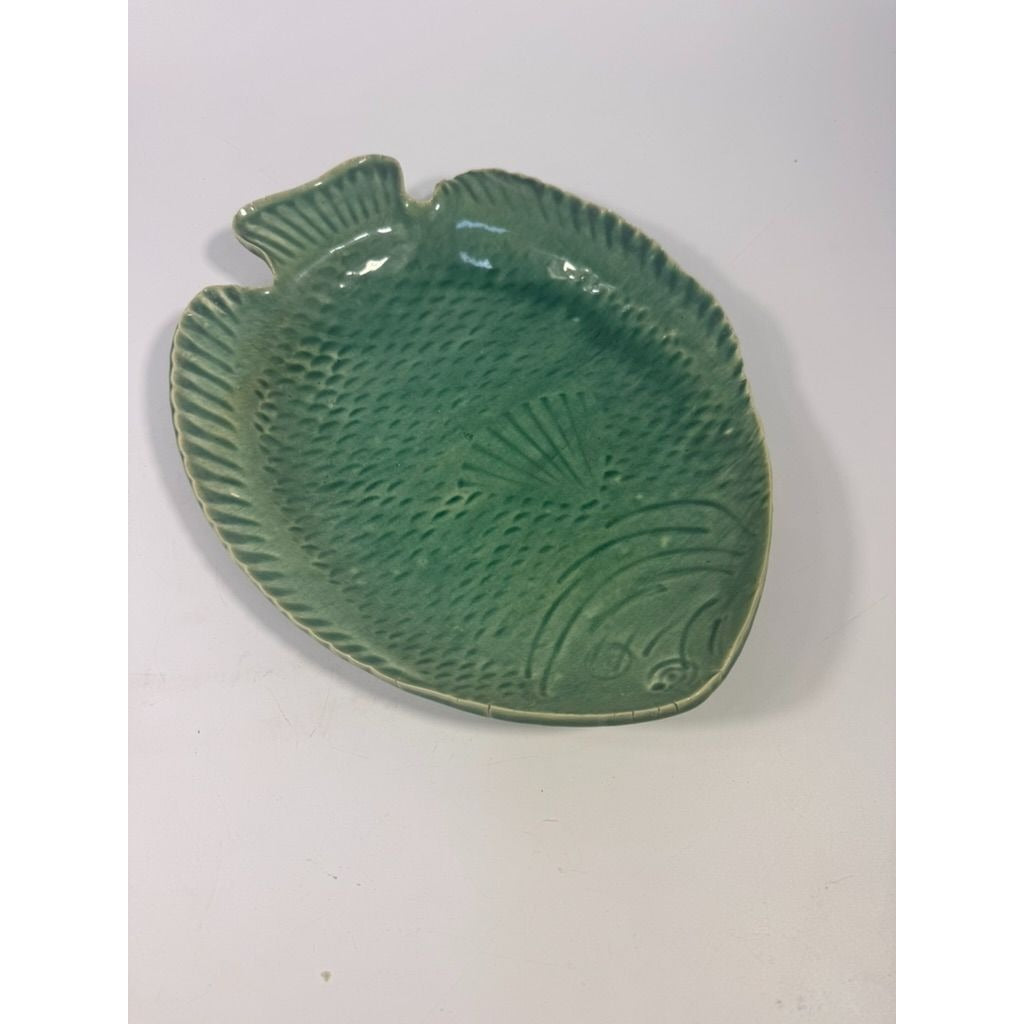 Pottery Fish Platter Plate French Style Majolica Vintage Gallery Wall Serving Piece Replacement China Grand Millennial