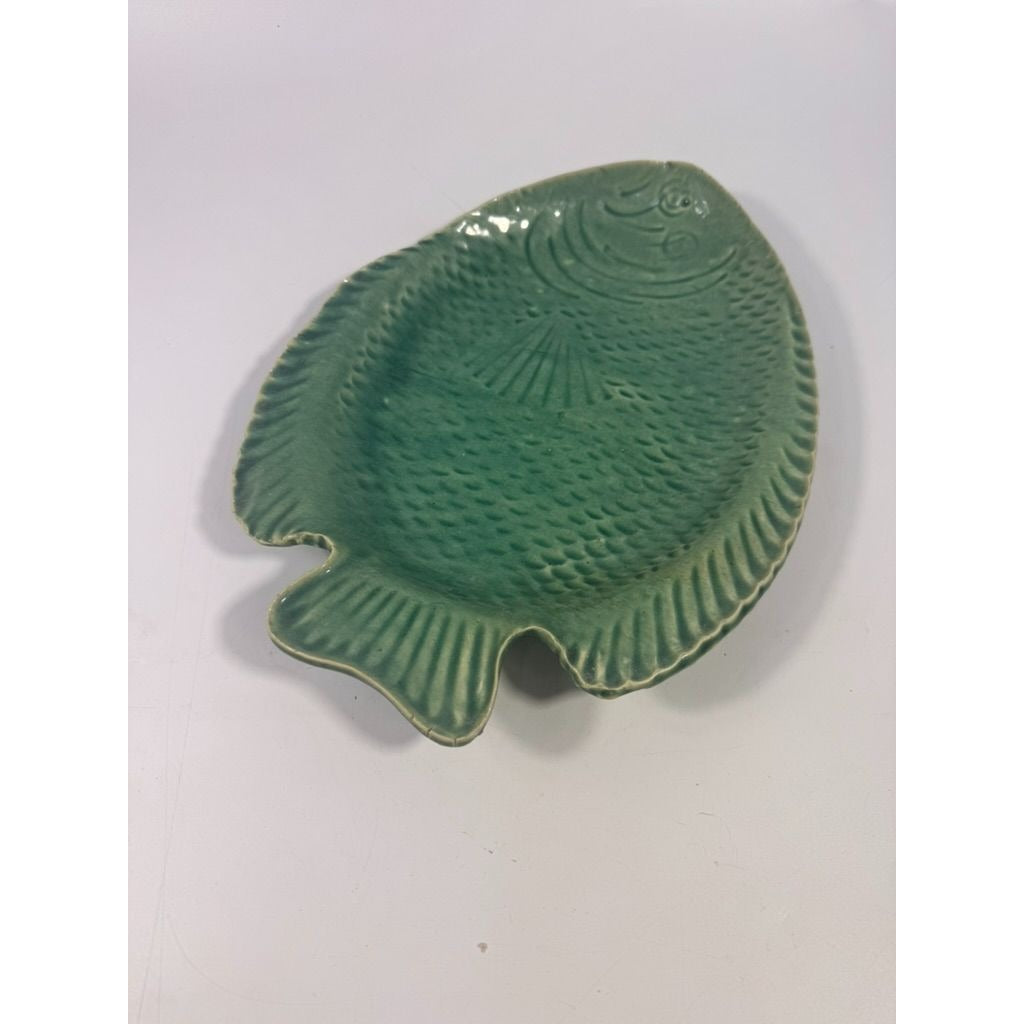 Pottery Fish Platter Plate French Style Majolica Vintage Gallery Wall Serving Piece Replacement China Grand Millennial