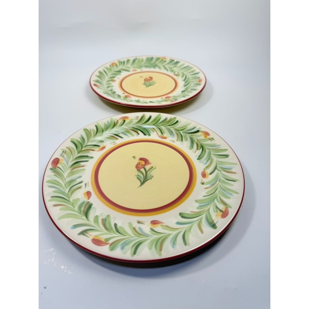 Dinner Plates Set 2 Southern Living at Home Gail Pittman Sienna Garland Replacement China Vintage Floral Red Green Dining Service Retired