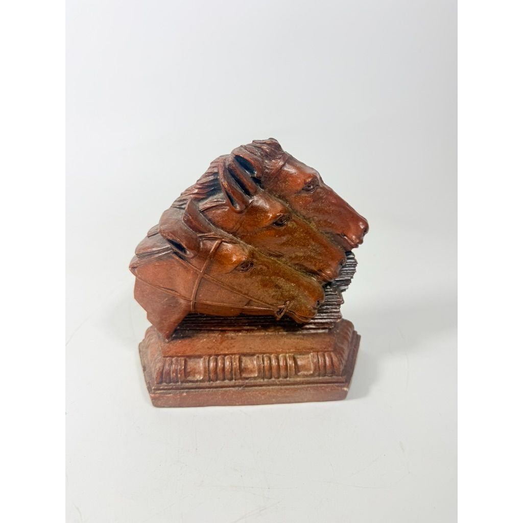 Horse Bookend Doorstop Equine Vintage Desk Office Resin Composite Western Triple Crown Study Library Bookshelf Home Decor Equestrian Gift