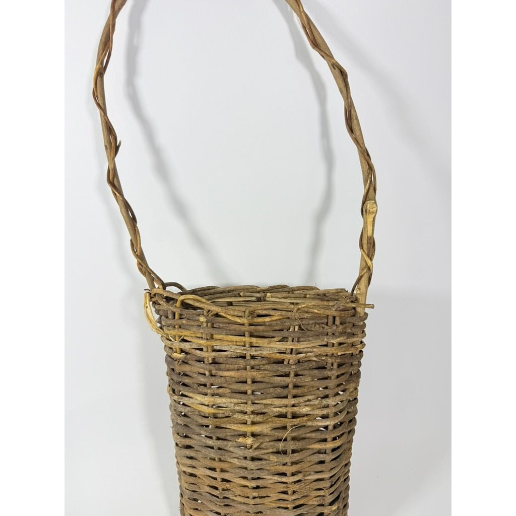 Wooden Hanging Wall Door Basket Woven Wood Twig Handmade Wooden Farmhouse Primitive Cottage core Granny Core Country Storage Nancy Myers