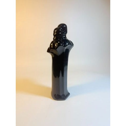 Art Deco Sculpture Statue Glossy Black Ceramic Couple Embracing Romance Figurine Miami VIce 80s retro Shelf Home Decor Decorative Accents