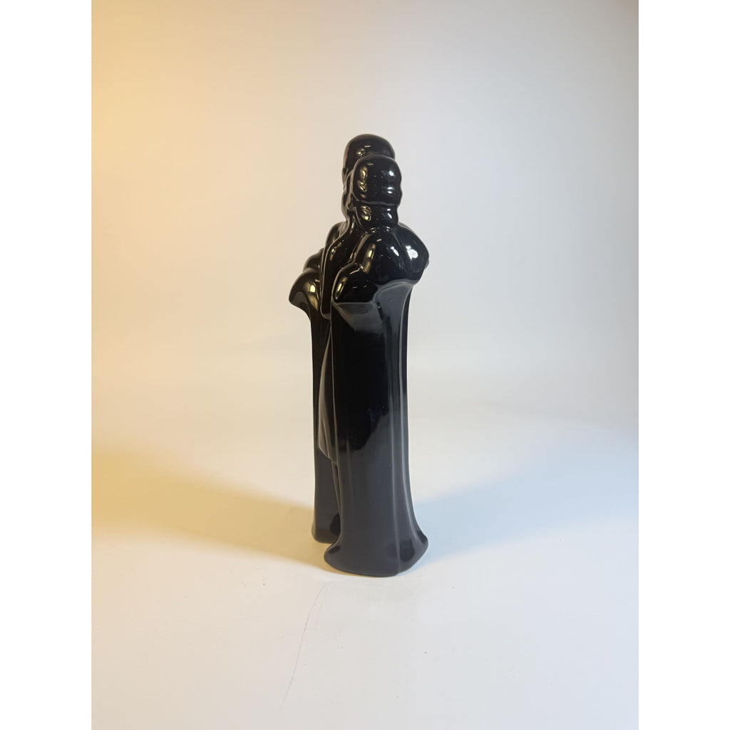 Art Deco Sculpture Statue Glossy Black Ceramic Couple Embracing Romance Figurine Miami VIce 80s retro Shelf Home Decor Decorative Accents