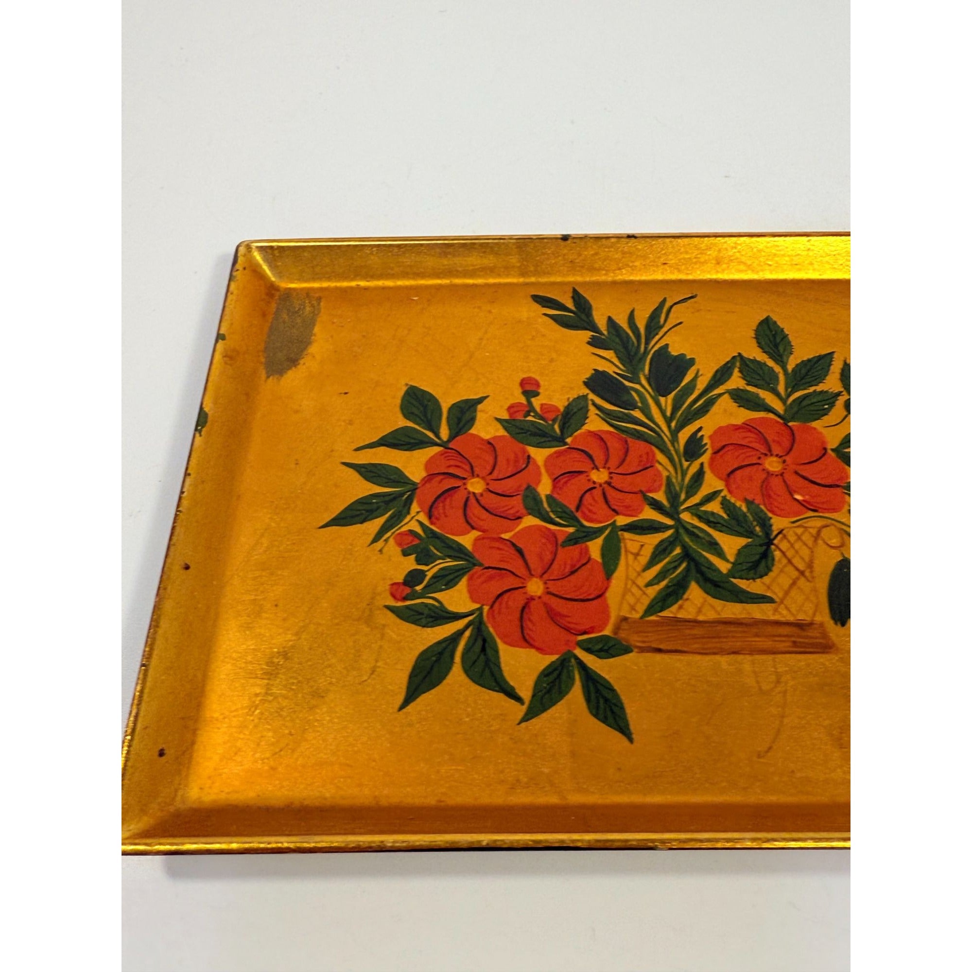 Floral Trinket Tip Tray DIsh Catch All Japanese Laquerware Gold Leaf Hand Painted Otagiri Japan Flowers Chionosiere Oriental Chinese