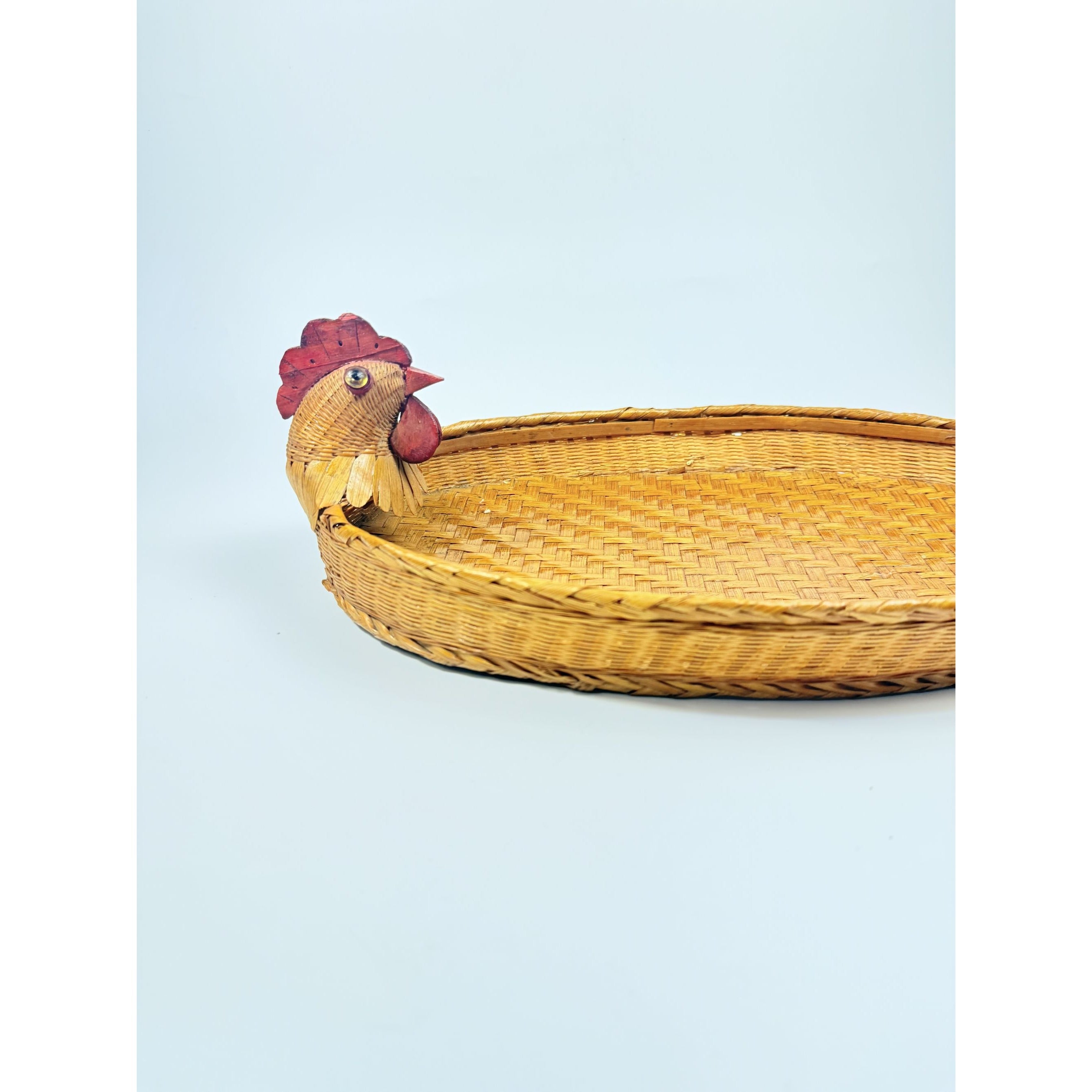 Wicker Rattan Woven Basket Platter Flat Chicken Head Kitchen Home Country Farmhouse Cottage Granny Core