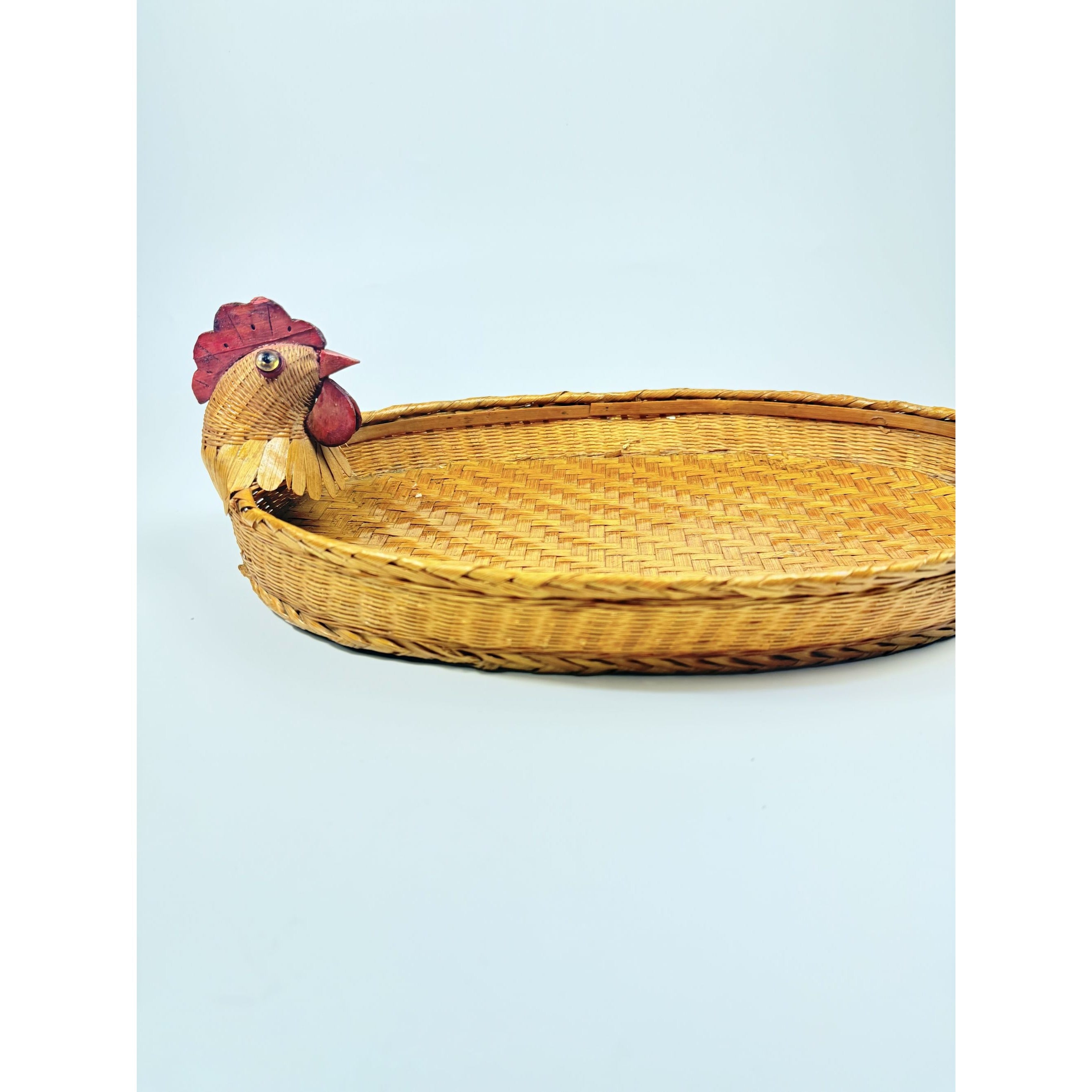 Wicker Rattan Woven Basket Platter Flat Chicken Head Kitchen Home Country Farmhouse Cottage Granny Core