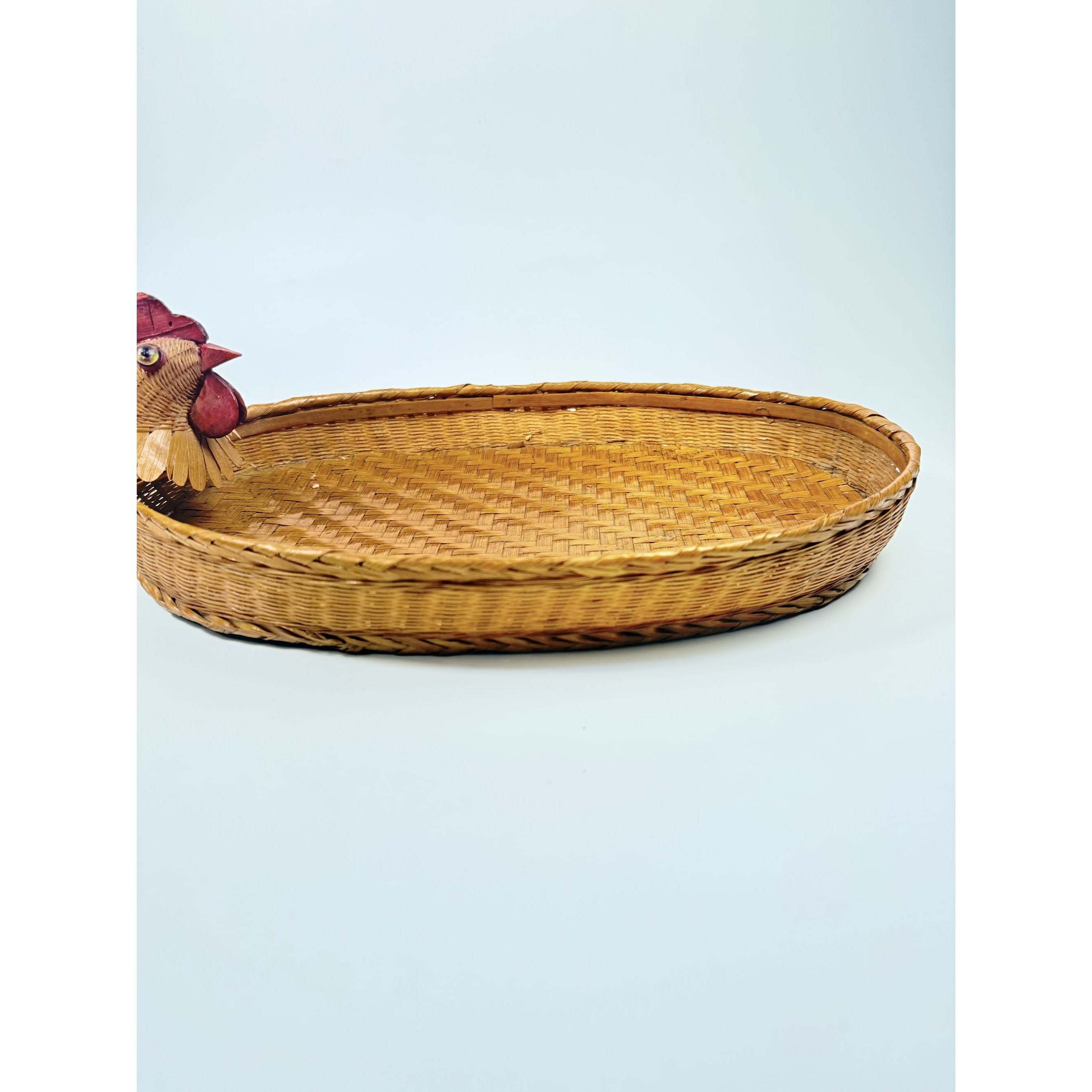 Wicker Rattan Woven Basket Platter Flat Chicken Head Kitchen Home Country Farmhouse Cottage Granny Core