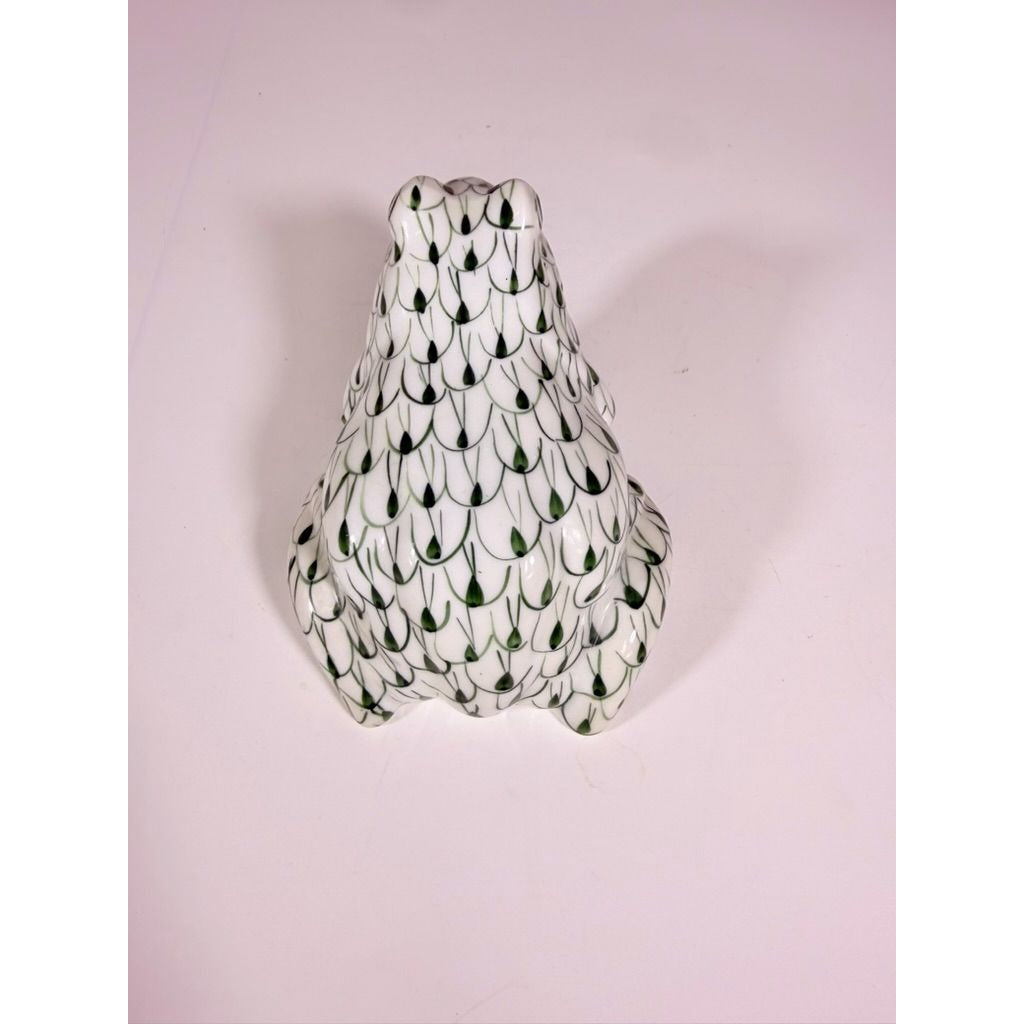 Porcelain Figurine Frog Statue Andrea by Sedak Green White Herend Style Hand Painted Home Decor Decorative Accent Collectibles