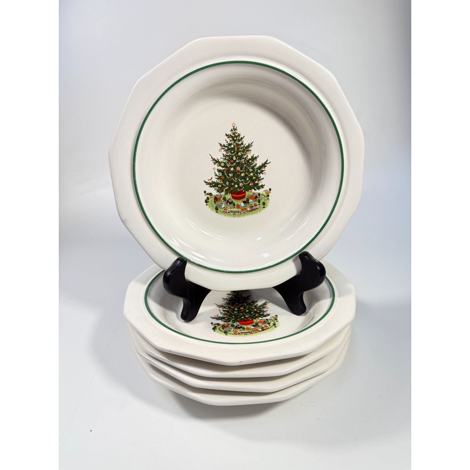 Pfaltzgraff Christmas Heritage Rimmed Soup Bowl Tree Holiday Vintage  Set 5 Replacement China Ironstone Seasonal Table Setting Traditional