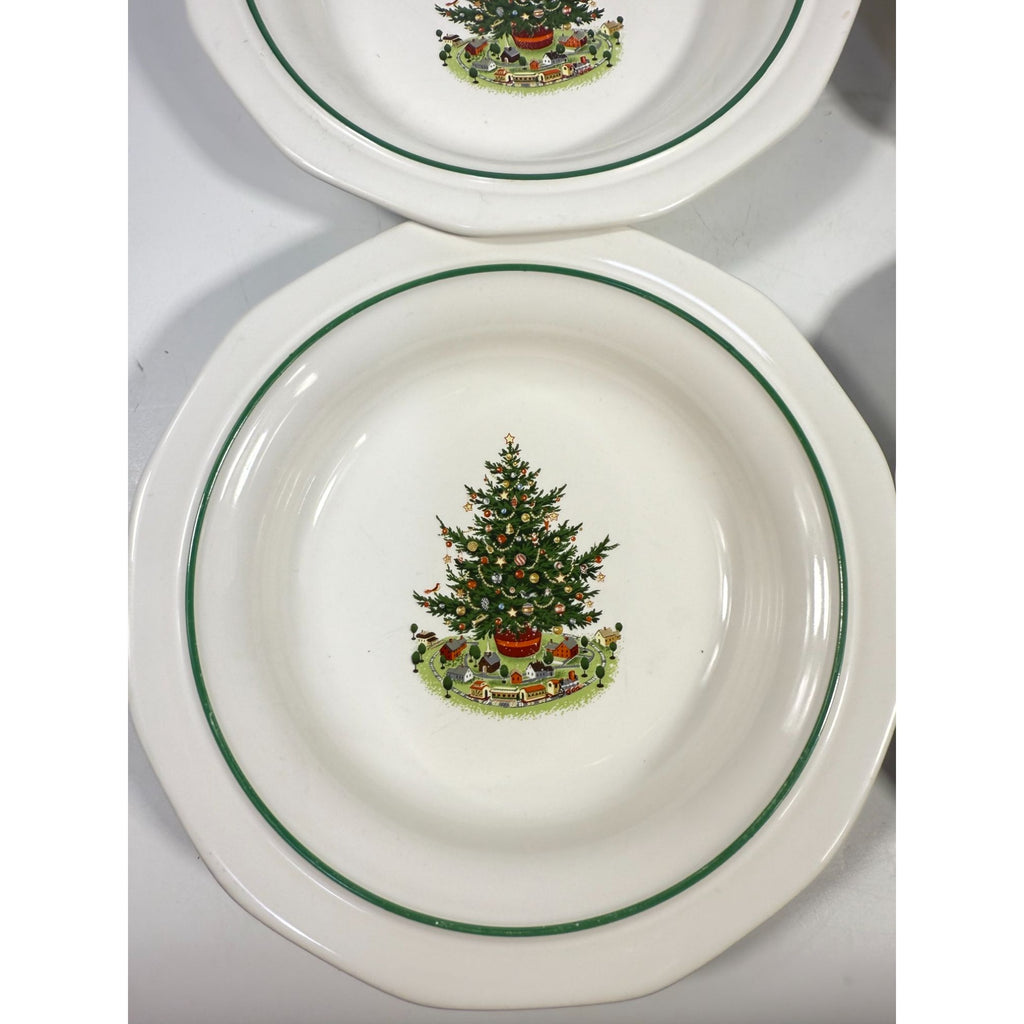 Pfaltzgraff Christmas Heritage Rimmed Soup Bowl Tree Holiday Vintage  Set 5 Replacement China Ironstone Seasonal Table Setting Traditional