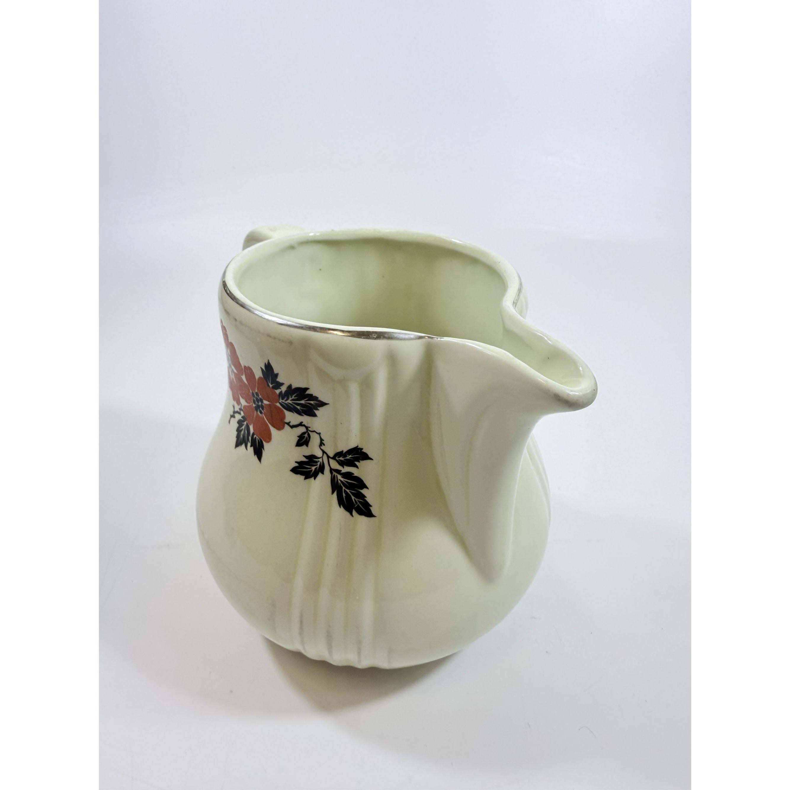 Large Ironstone Pitcher Hall Superior Quality Red Poppy Vintage Kitchenware USA Made Mid Century Kitchenware Milk Juice Beverage Drink
